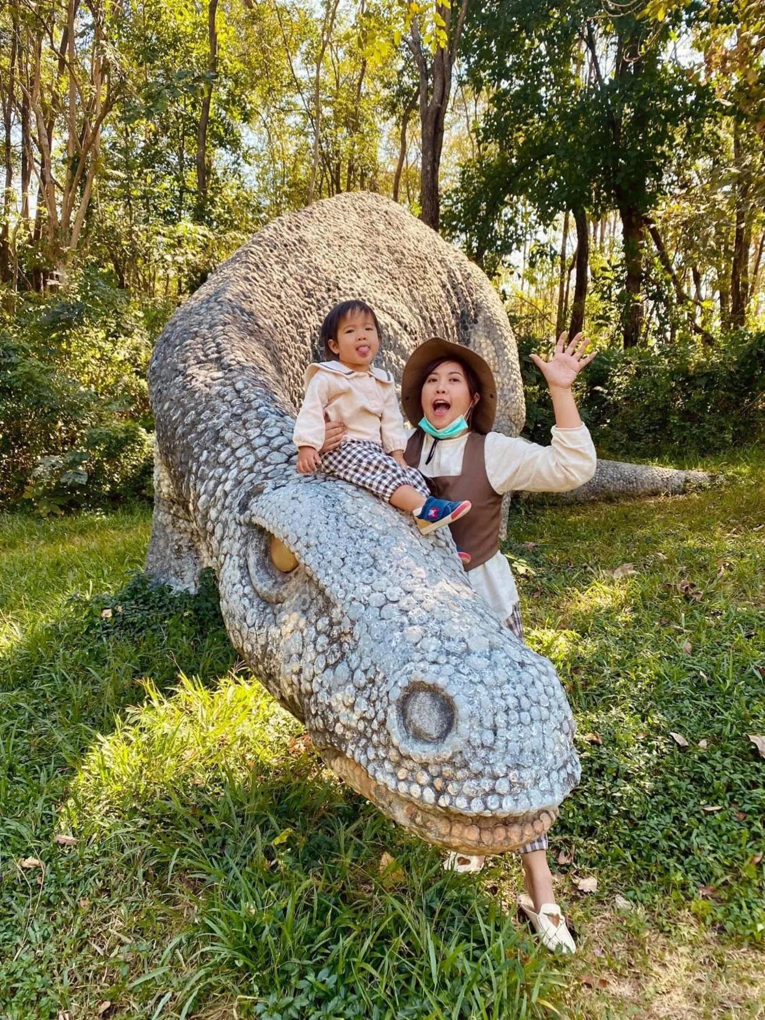 Sappraiwan Elephant Resort & Sanctuary