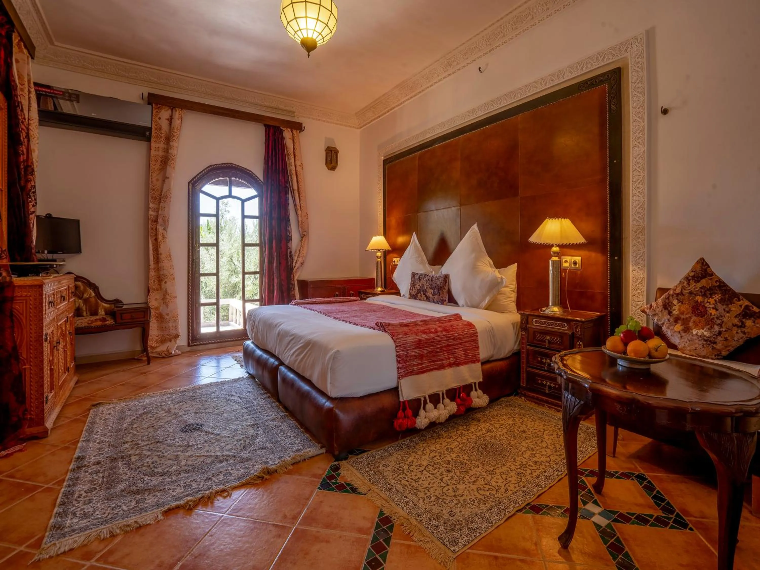 Photo of the whole room, Bed in Clé De Sol Riad & SPA