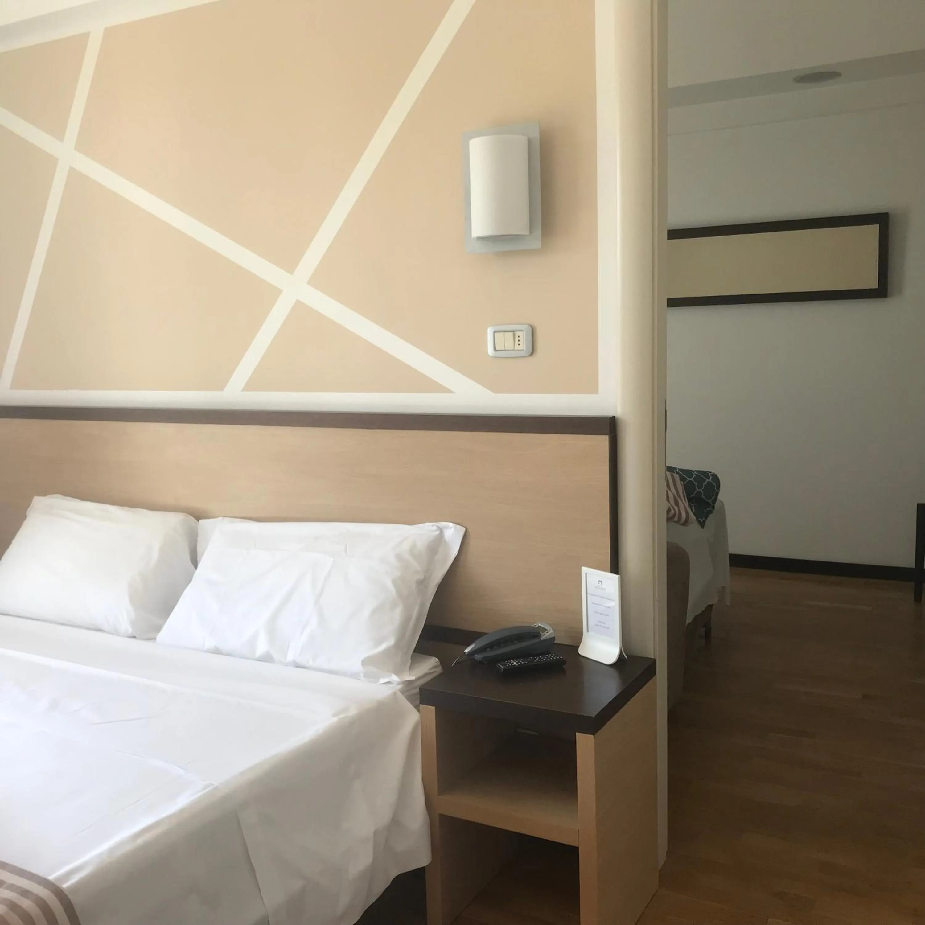 Photo of the whole room, Bed in Hotel Royal