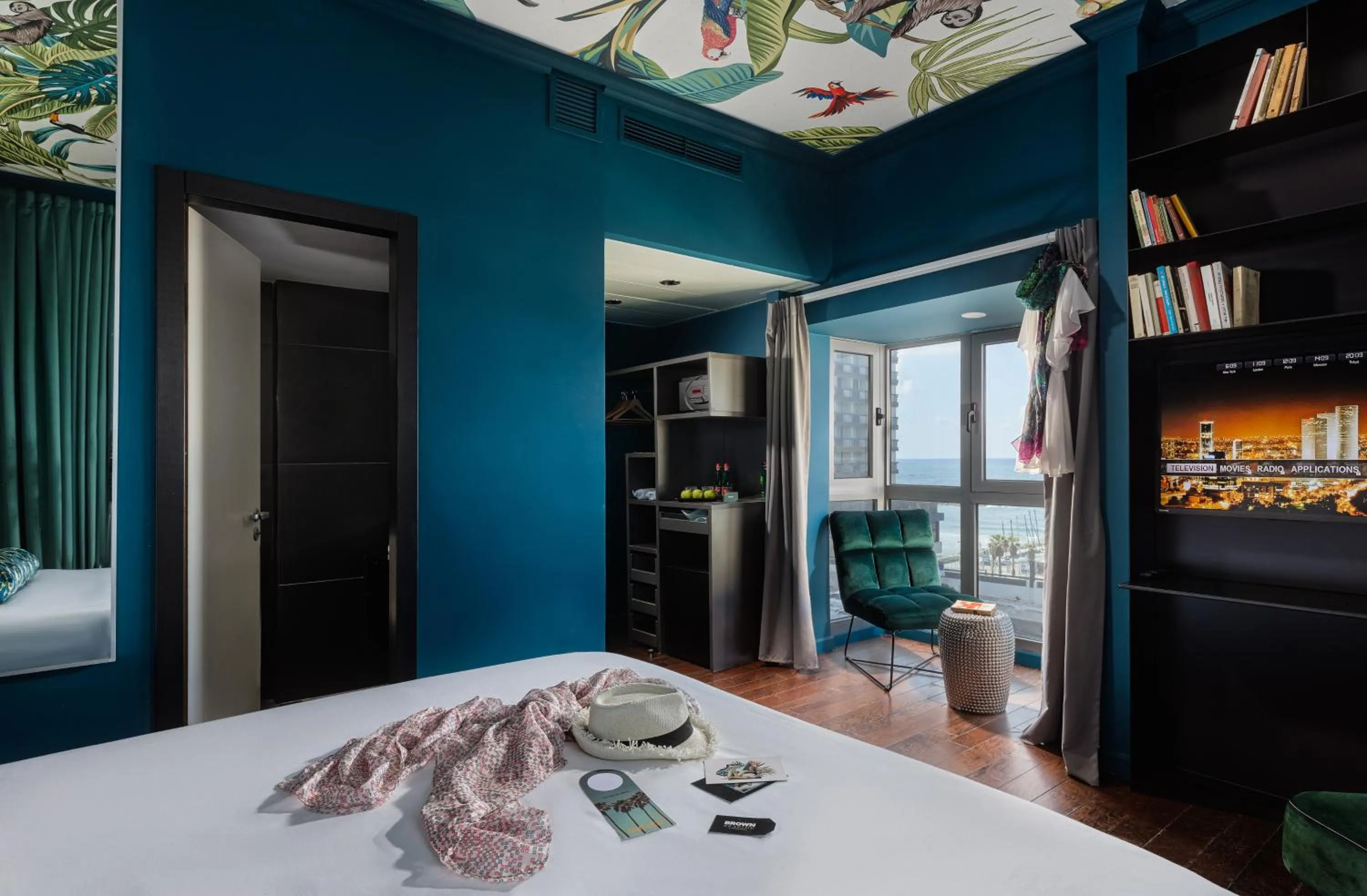 Bedroom, Bed in Seaside Hotel by Zvieli Hotels