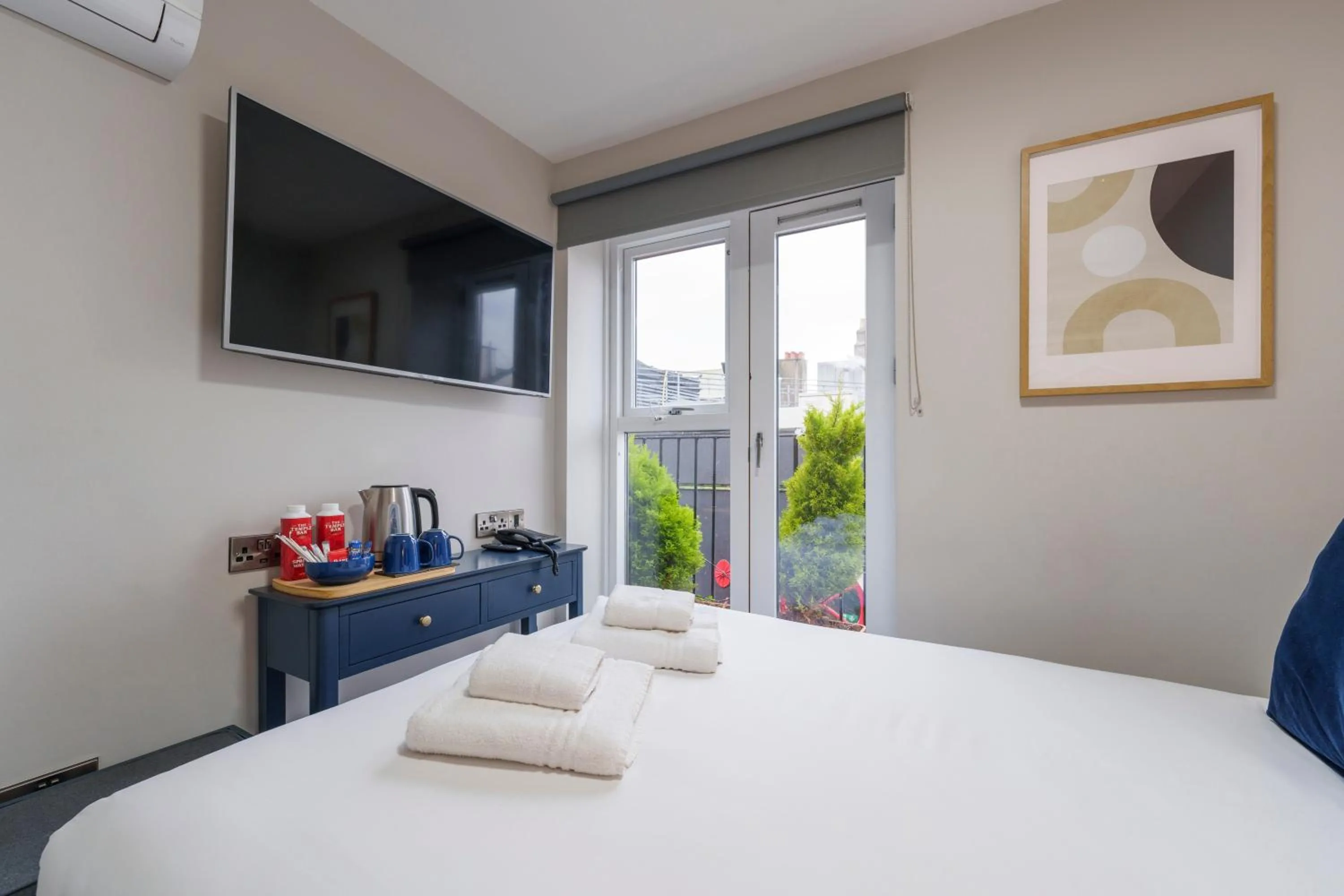 Bed in The Temple Bar Lane