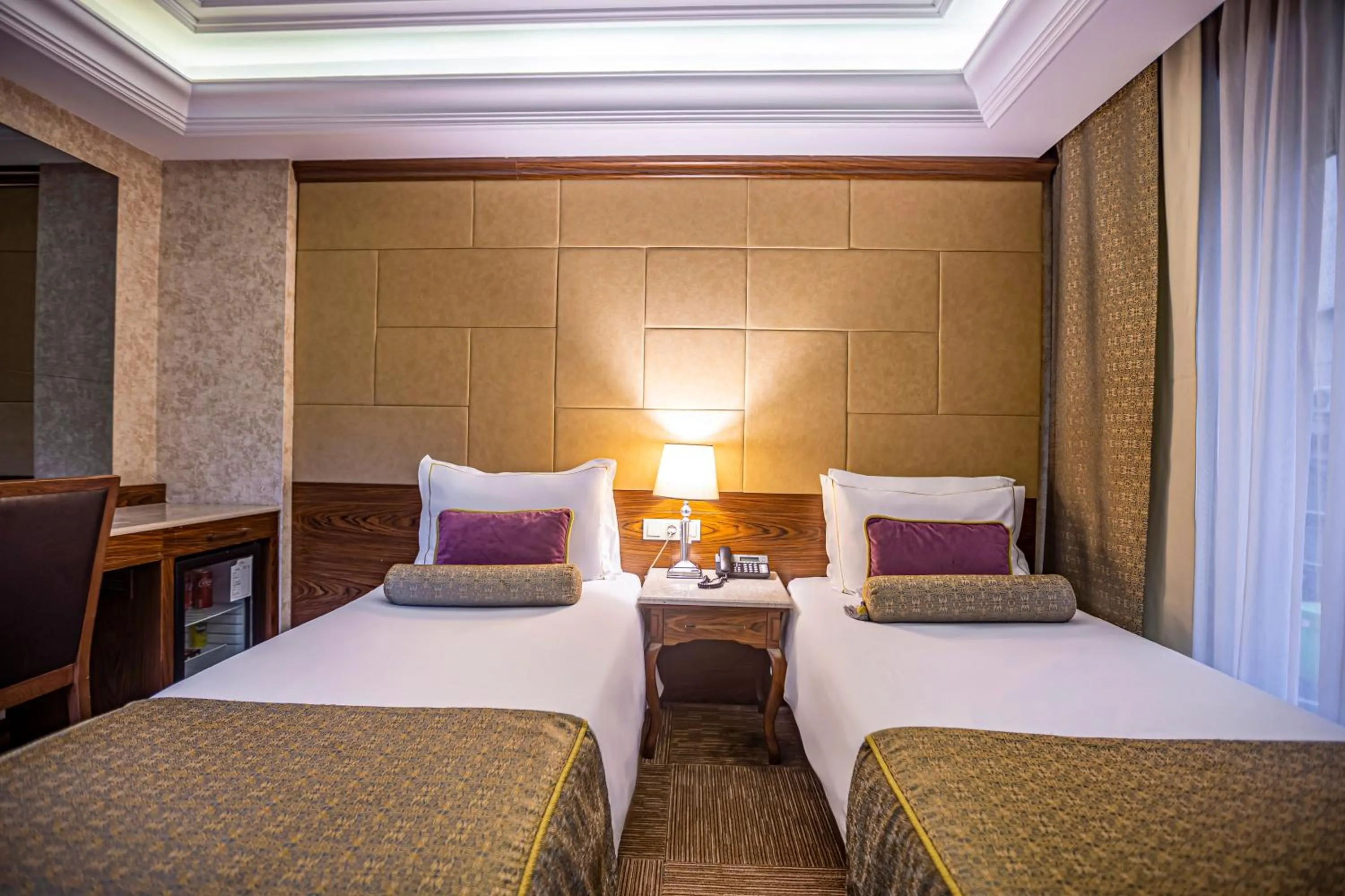 Bed in Eurostar Old City Hotel & Spa