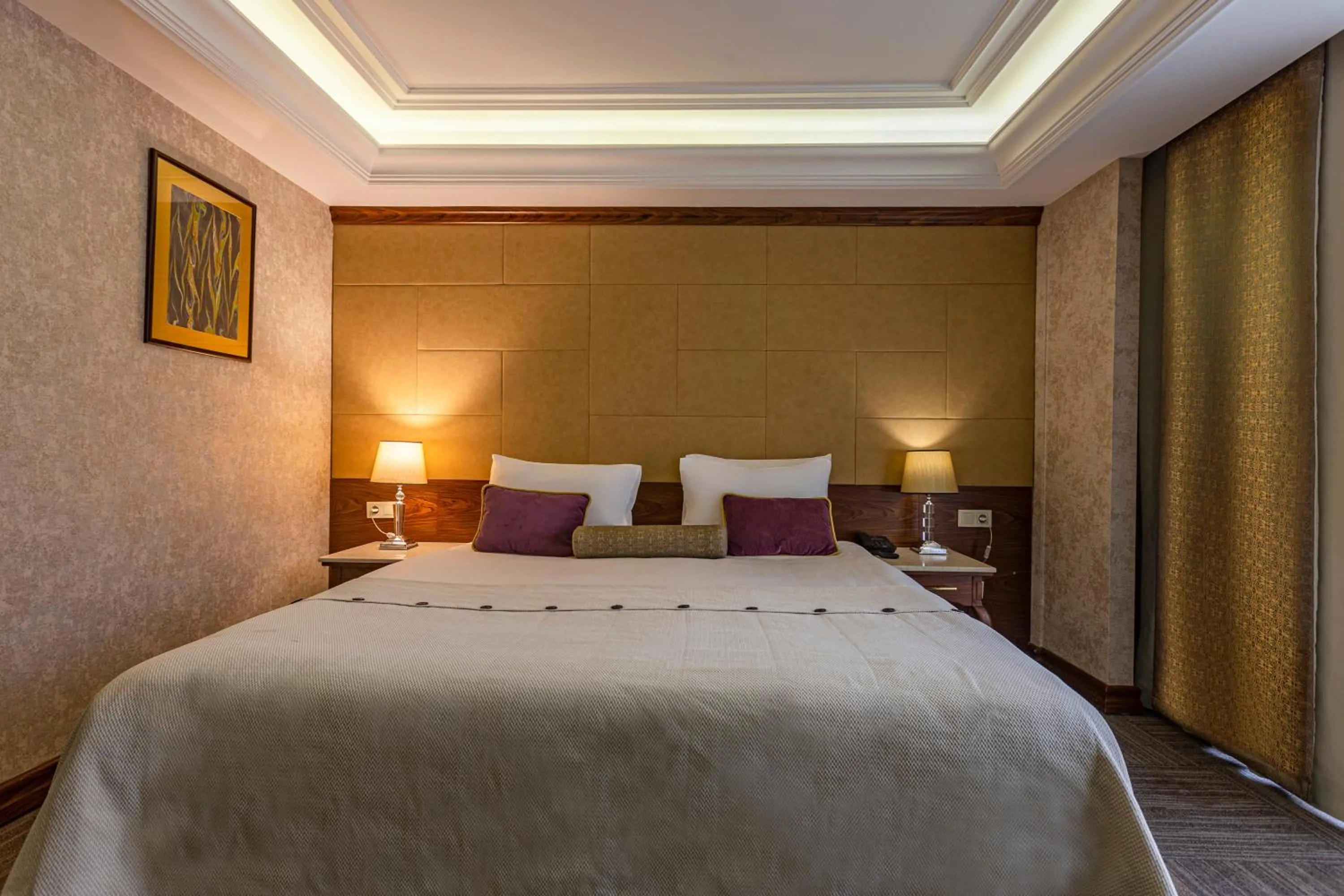 Bed in Eurostar Old City Hotel & Spa