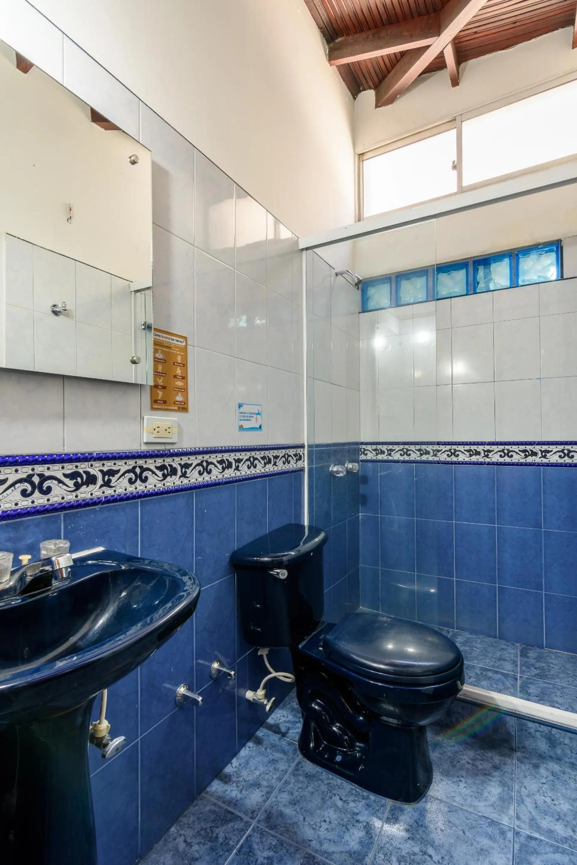 Bathroom in Hotel Sol del Estadio