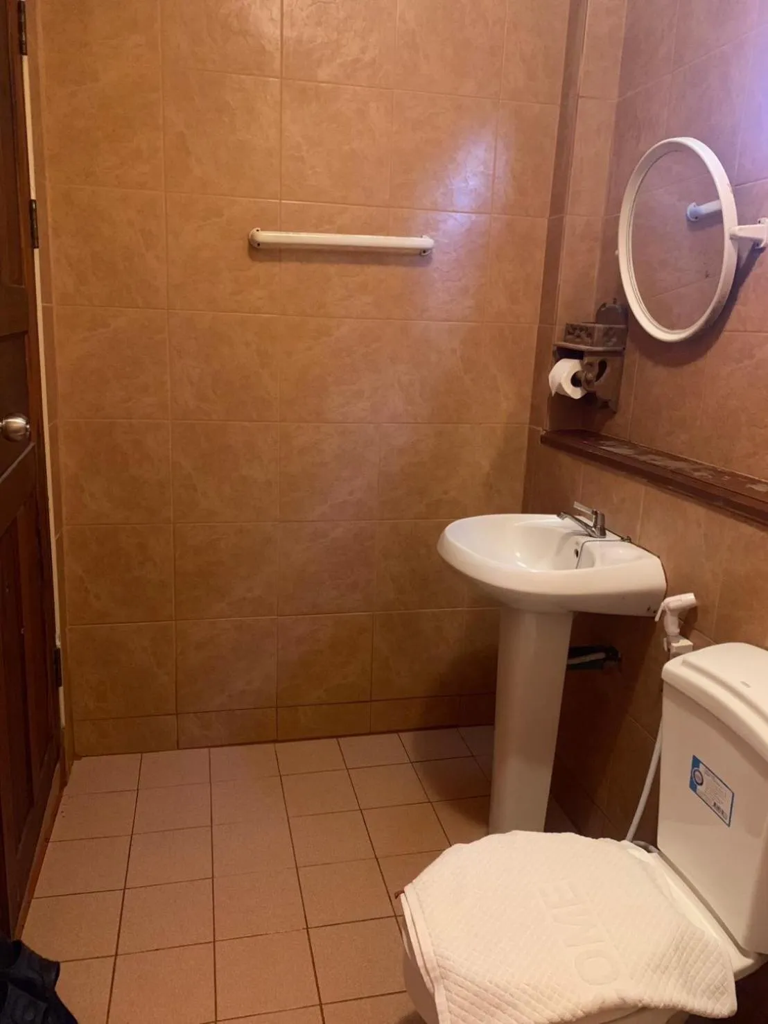 Toilet in Baan Aew Pai