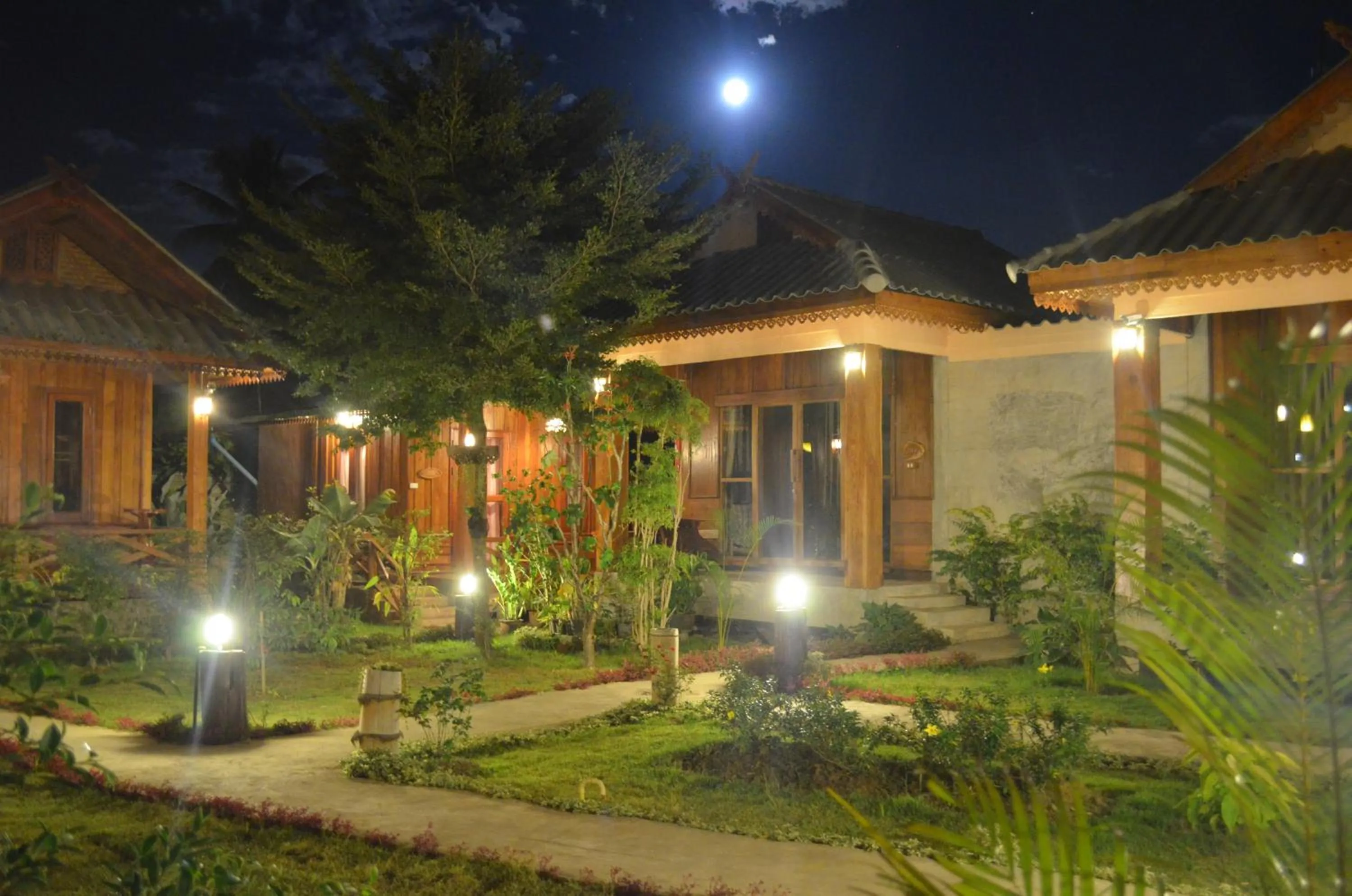 Facade/entrance in Baan Aew Pai