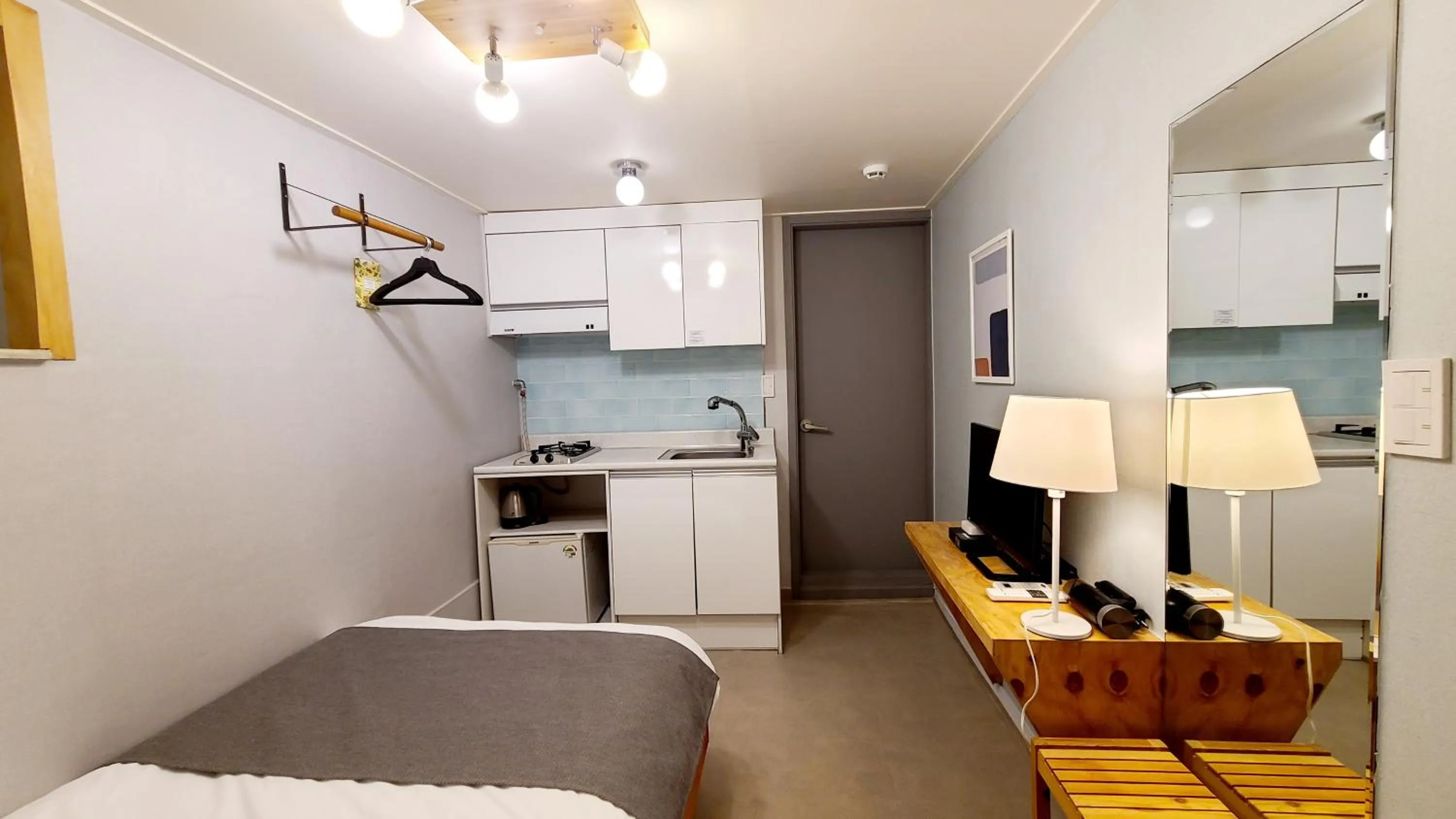 Kitchen or kitchenette in DW Design Residence