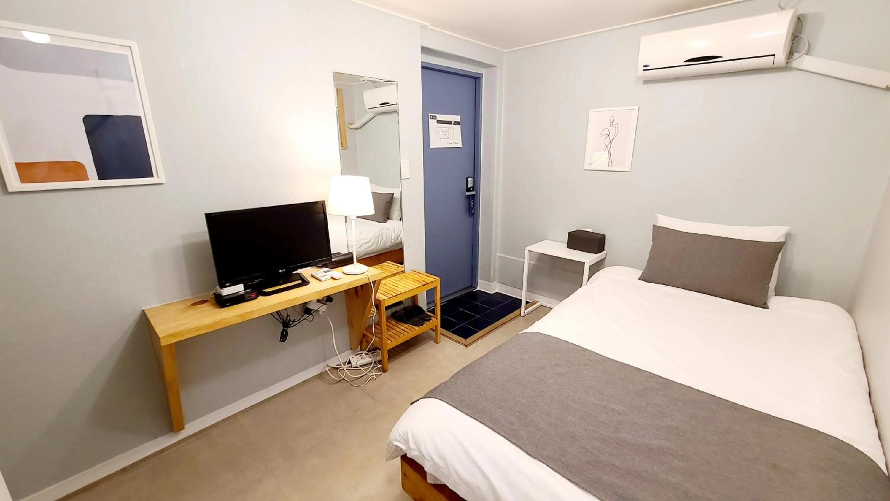 TV and multimedia, Bed in DW Design Residence