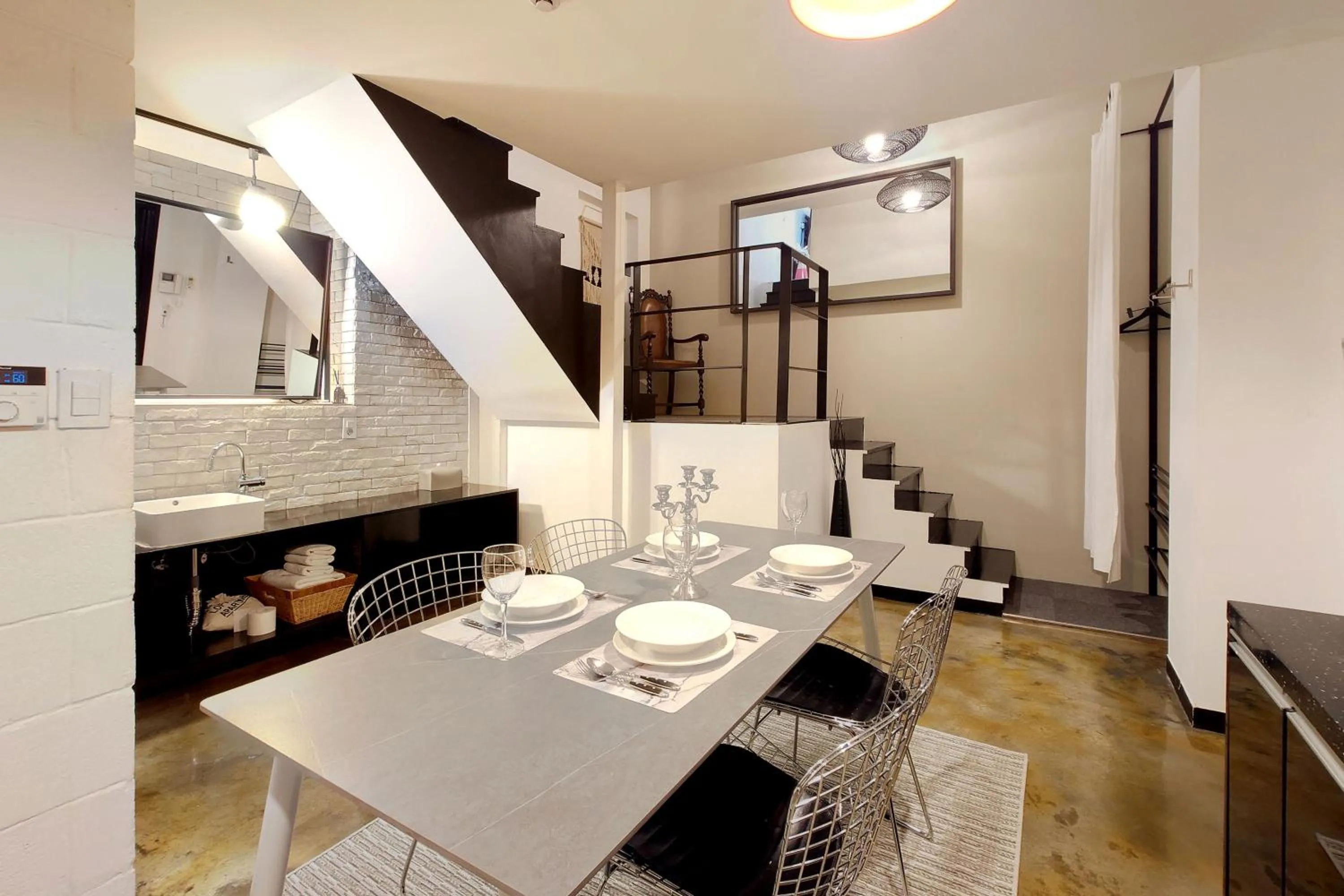 Kitchen or kitchenette in Seoul Loft Apartments - SLA 7 Night Minimum
