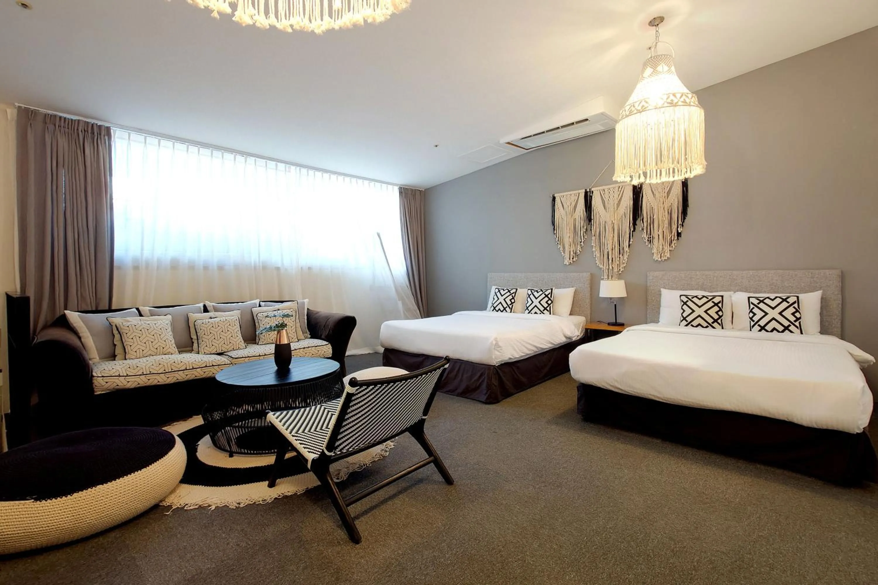 Bed in Seoul Loft Apartments - SLA 7 Night Minimum