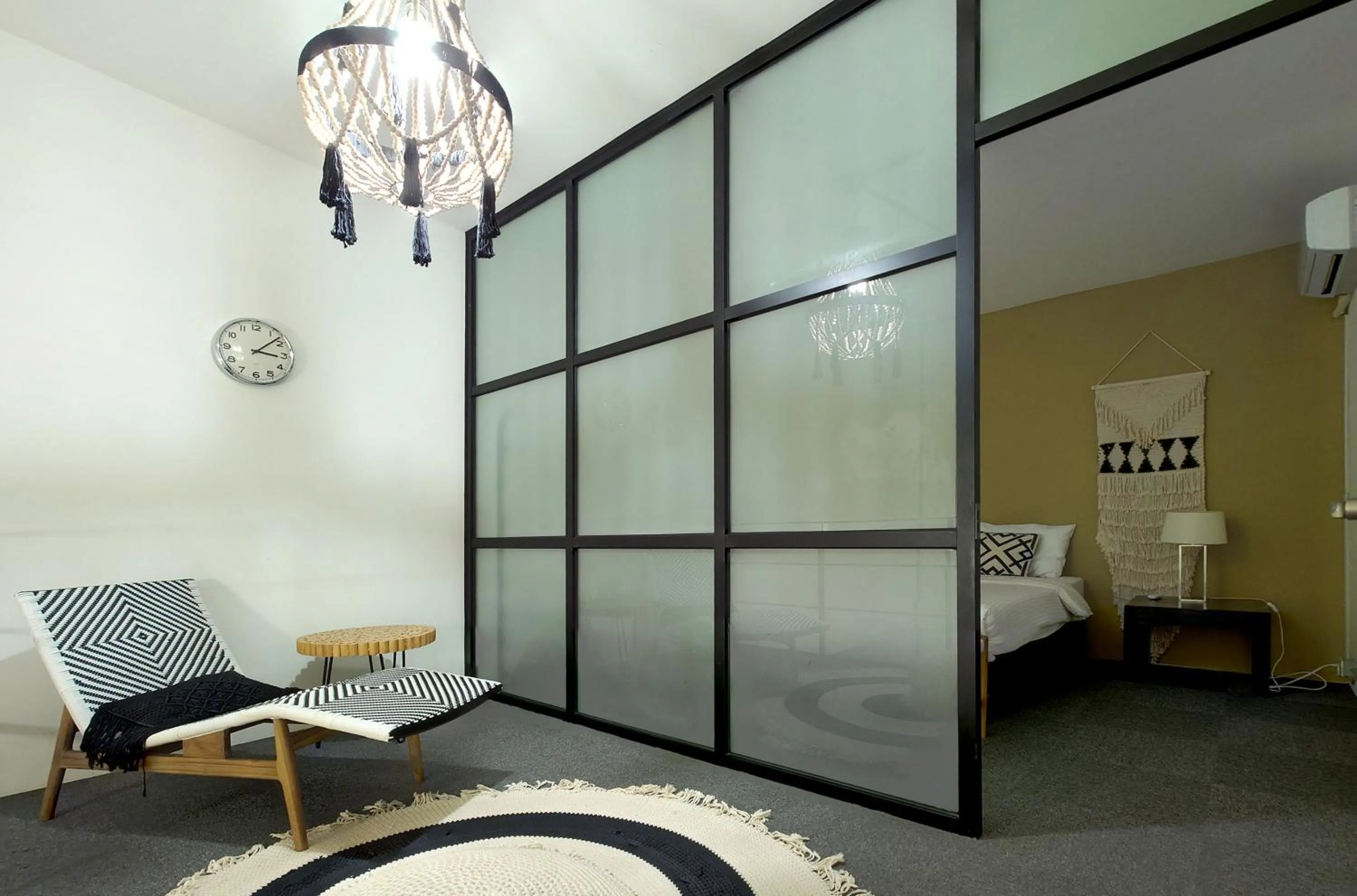 Living room, Bed in Seoul Loft Apartments - SLA 7 Night Minimum