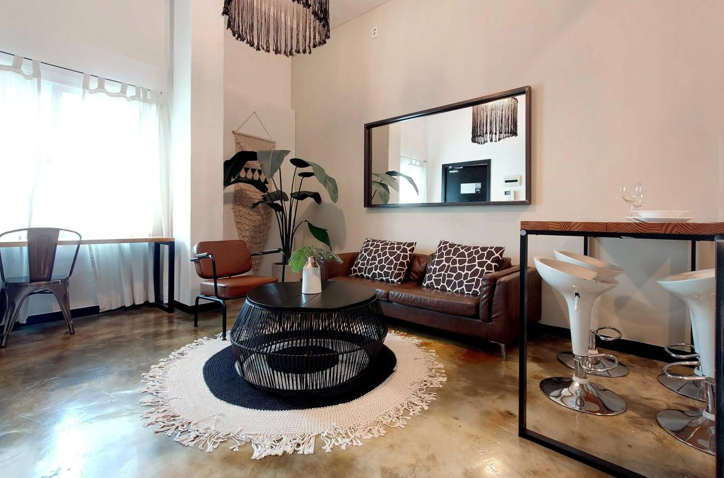 Living room in Seoul Loft Apartments - SLA 7 Night Minimum