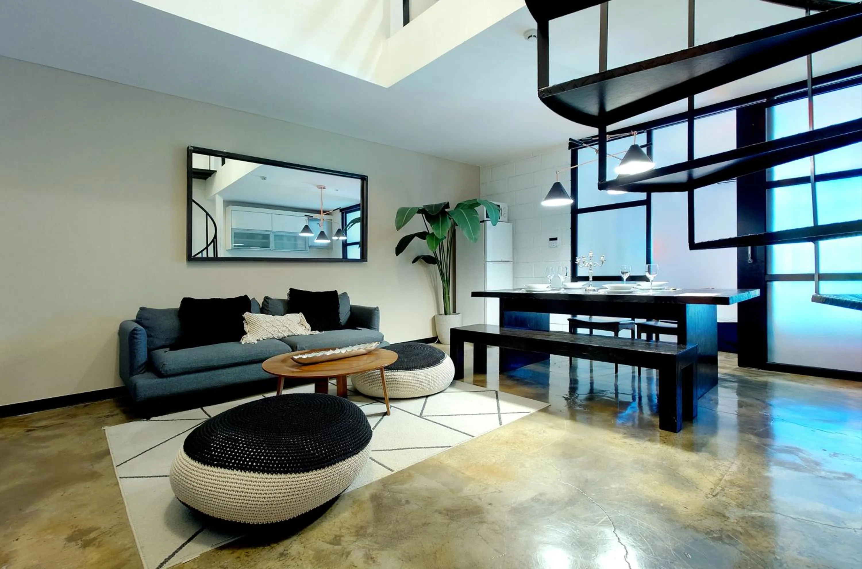 Living room in Seoul Loft Apartments - SLA 7 Night Minimum