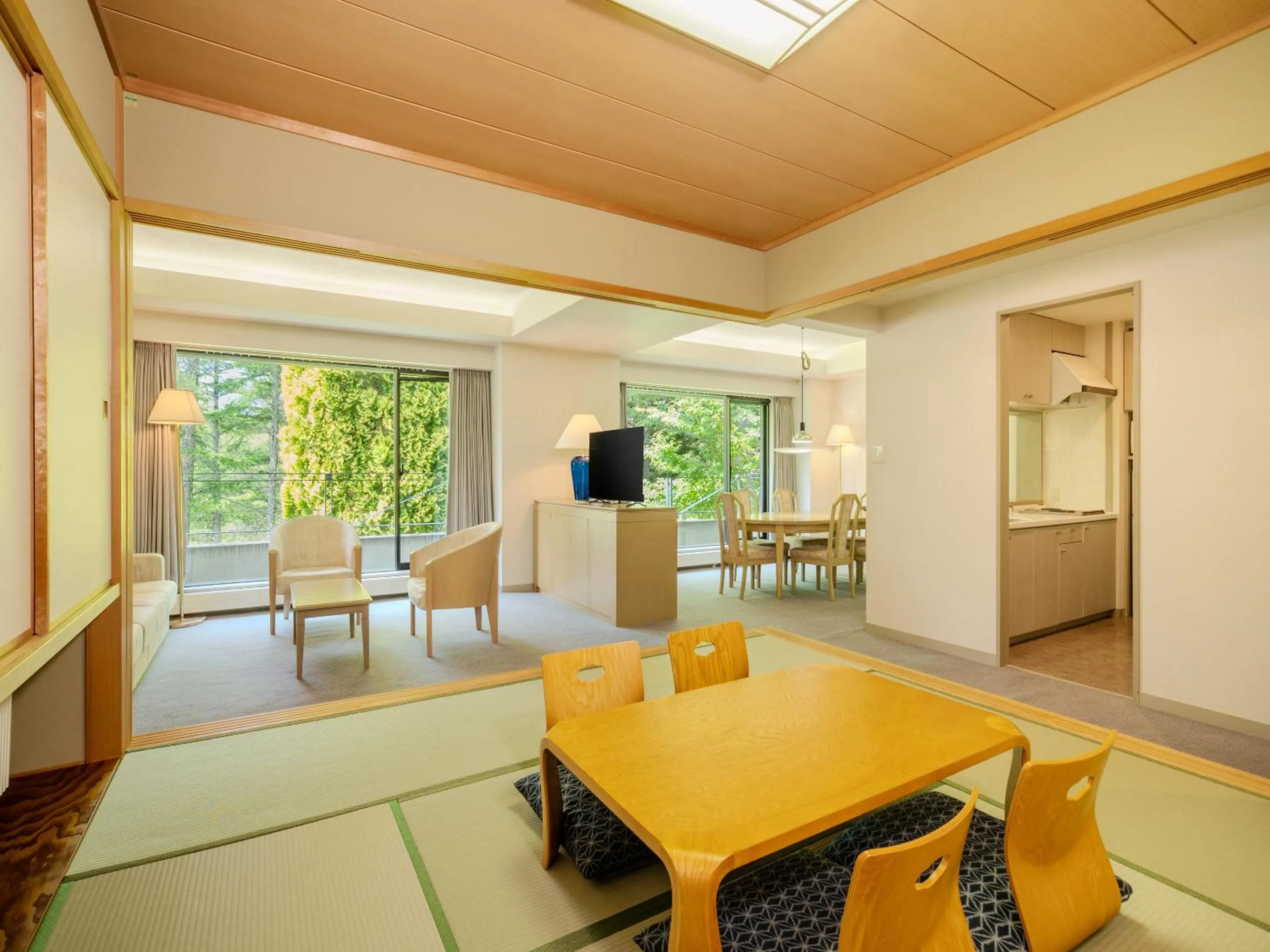 Photo of the whole room in Izumigo AMBIENT Tateshina Hotel