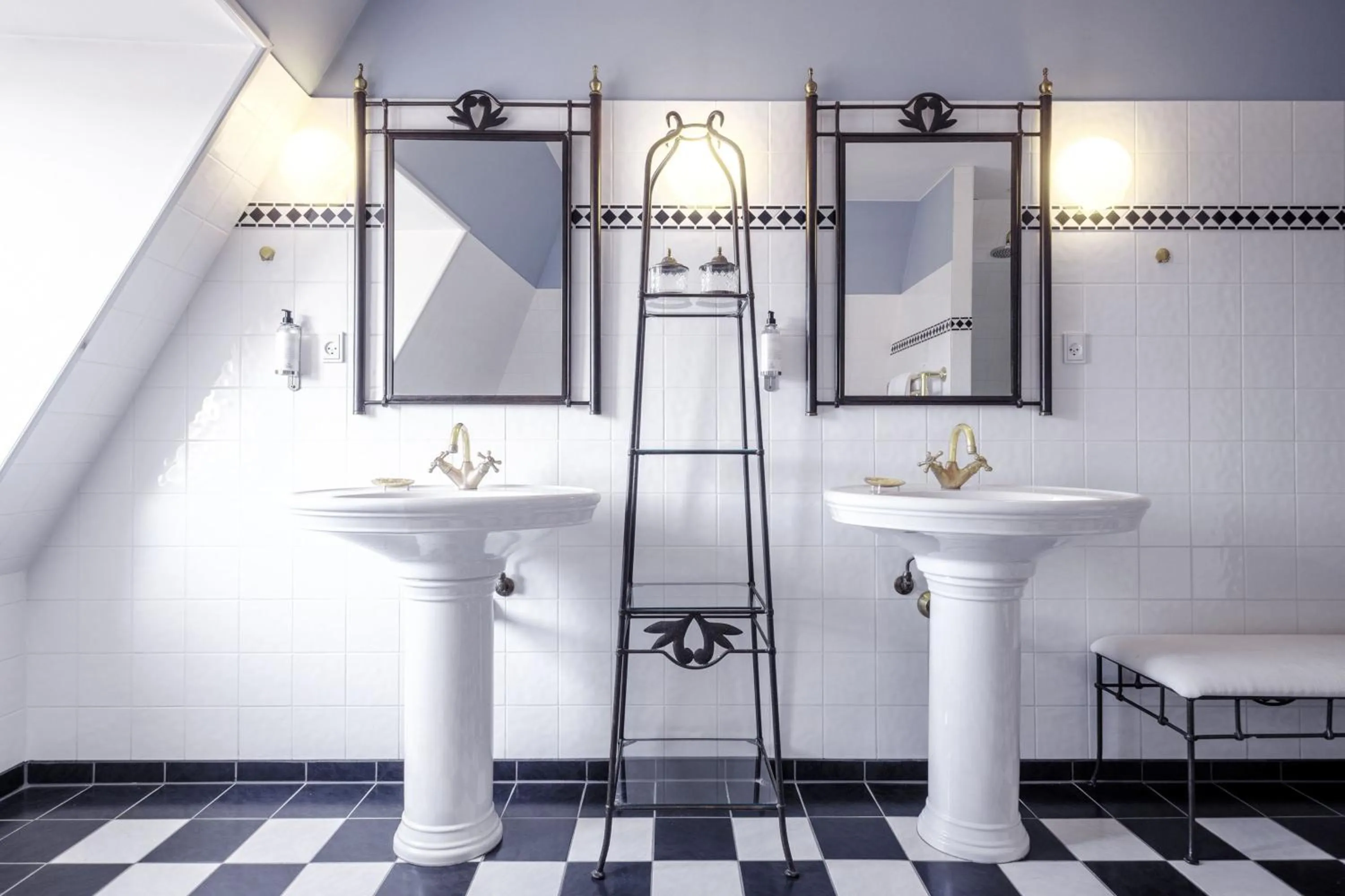 Bathroom in Four Points Flex by Sheraton Roskilde