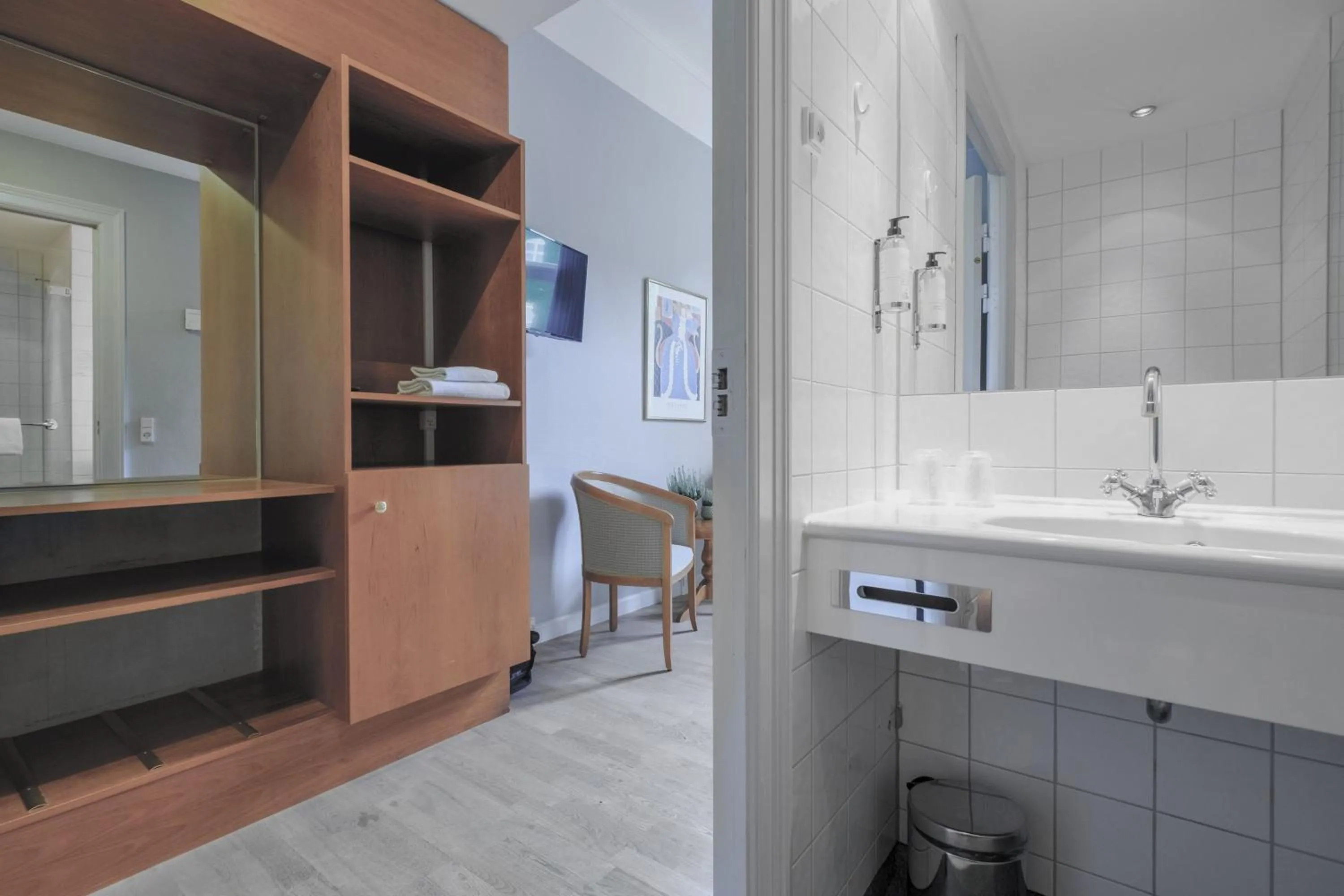 Bathroom in Four Points Flex by Sheraton Roskilde