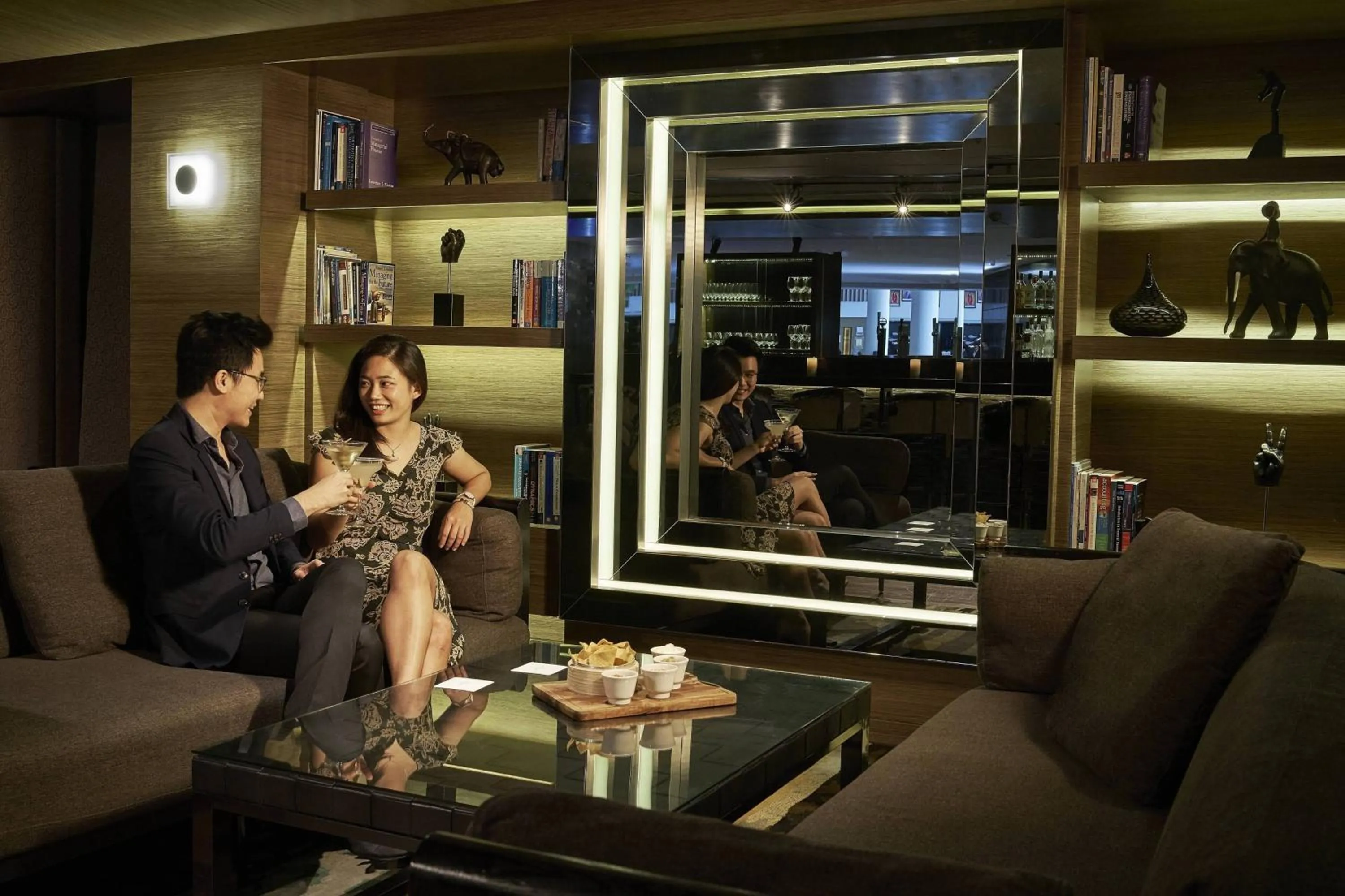 Lounge or bar in Renaissance Johor Bahru Hotel