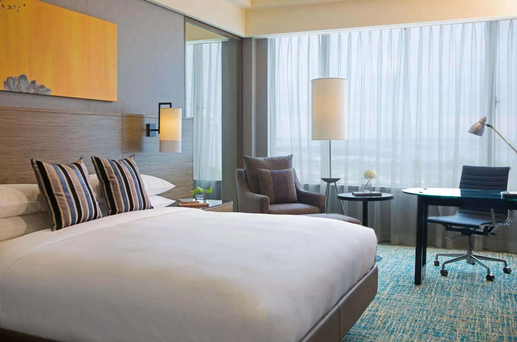 Club Level King Room, Club level, Guest room, 1 King in Renaissance Johor Bahru Hotel Club Level King Room, Club level, Guest room, 1 King in Renaissance Johor Bahru Hotel