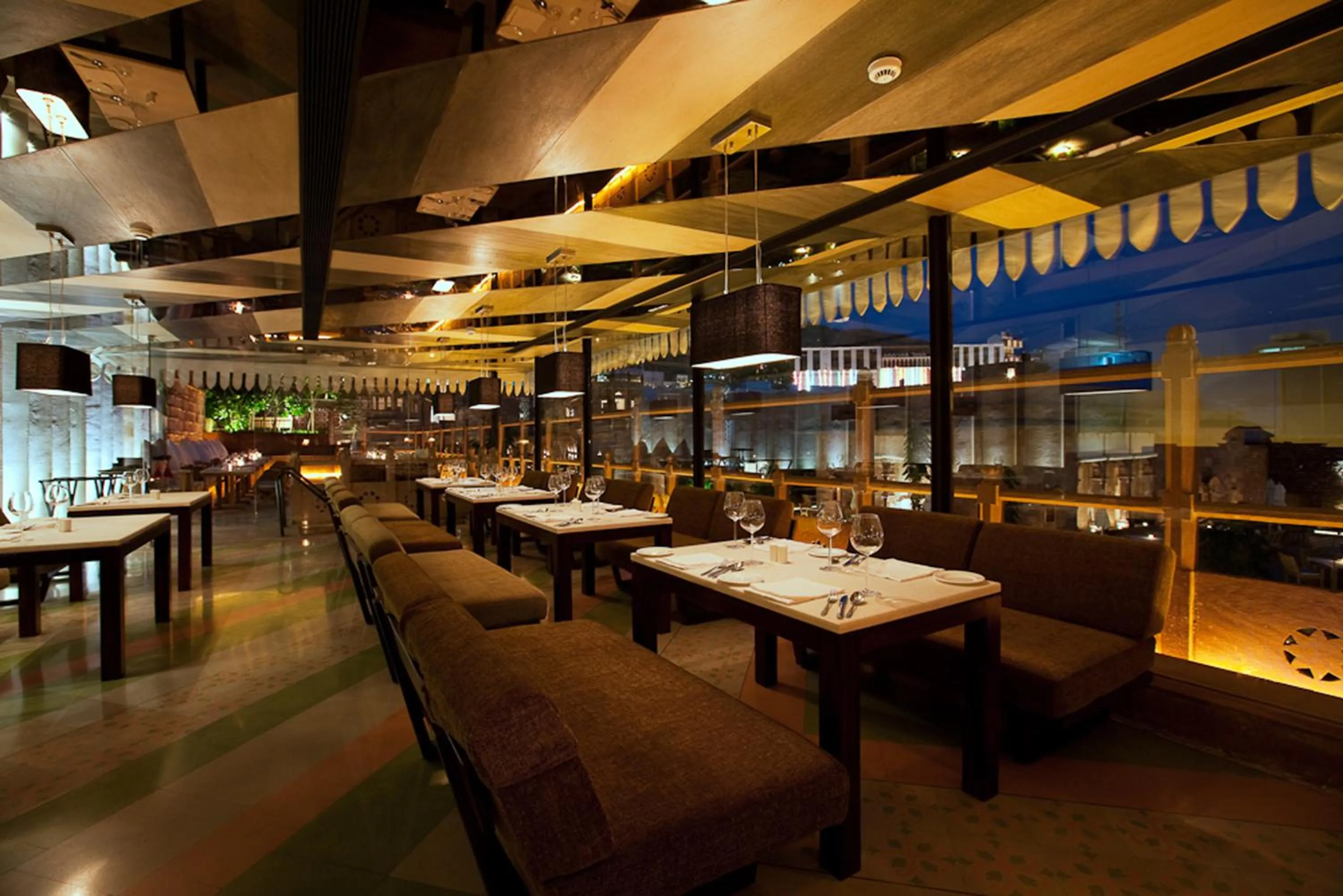 Restaurant/places to eat in RAAS Jodhpur