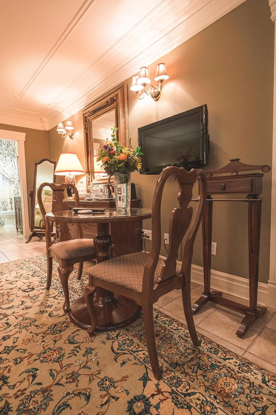 Seating area, TV/Entertainment Center in Domaine Dorchamps