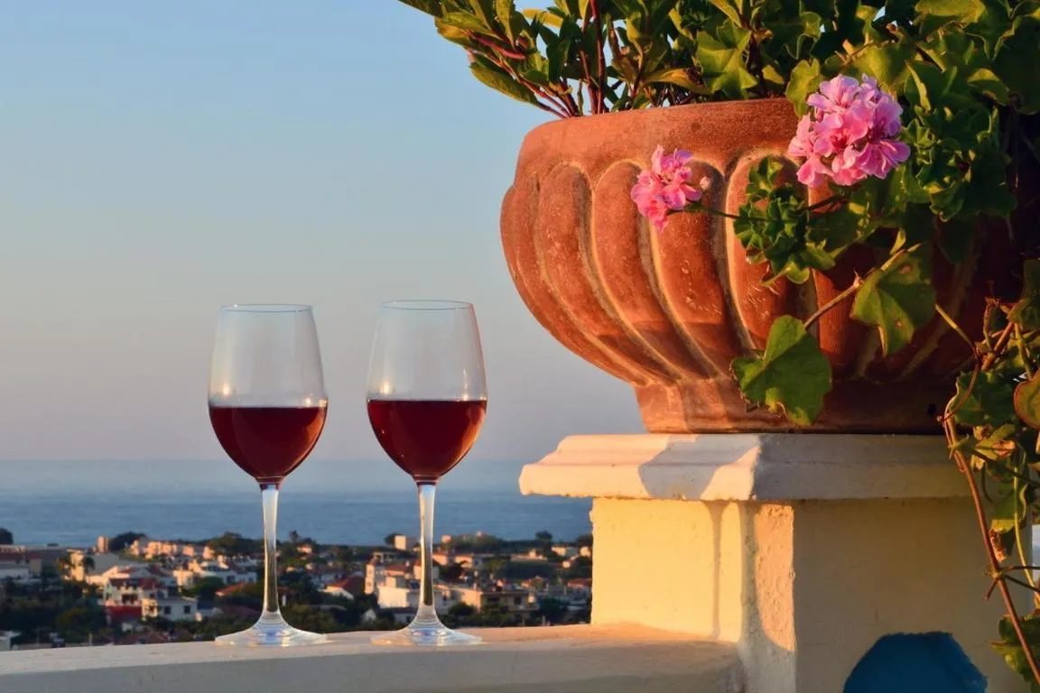 Drinks in Antilia Apartments