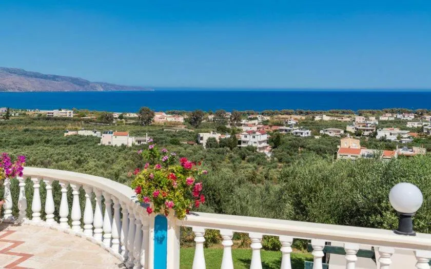 Sea view in Antilia Apartments