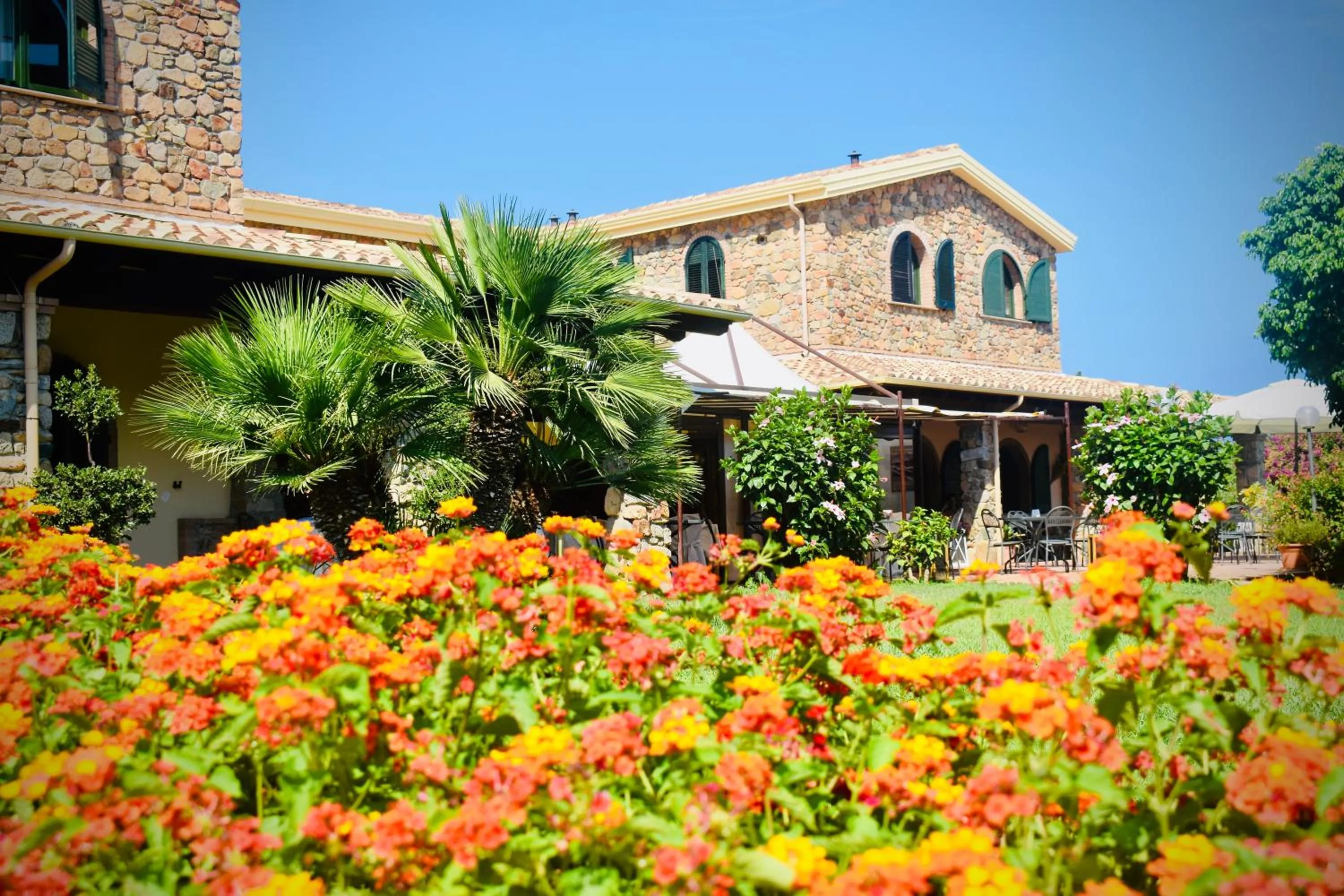 Facade/entrance in Hotel Janas