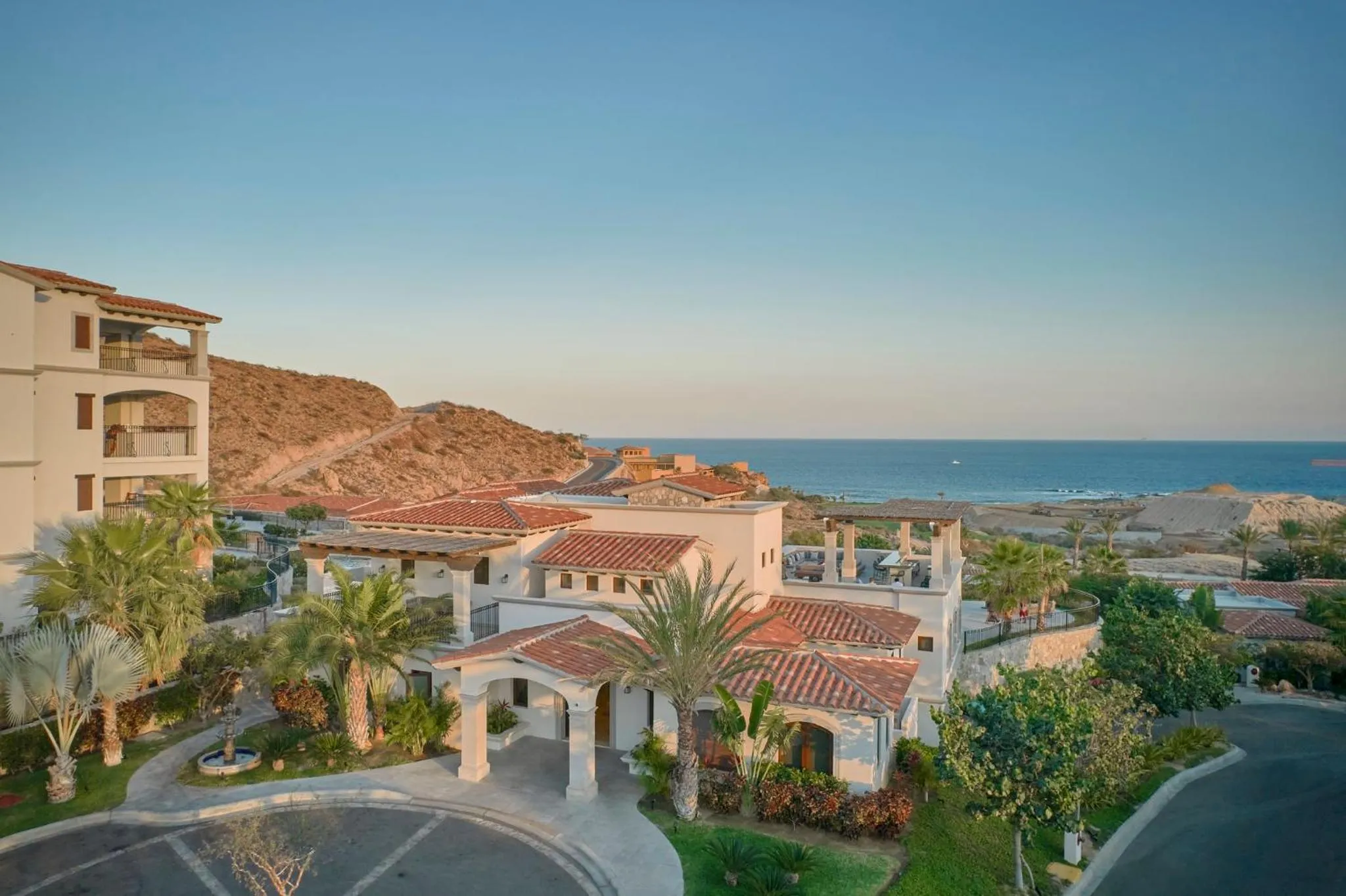 Facade/entrance in Live Aqua Private Residences Los Cabos
