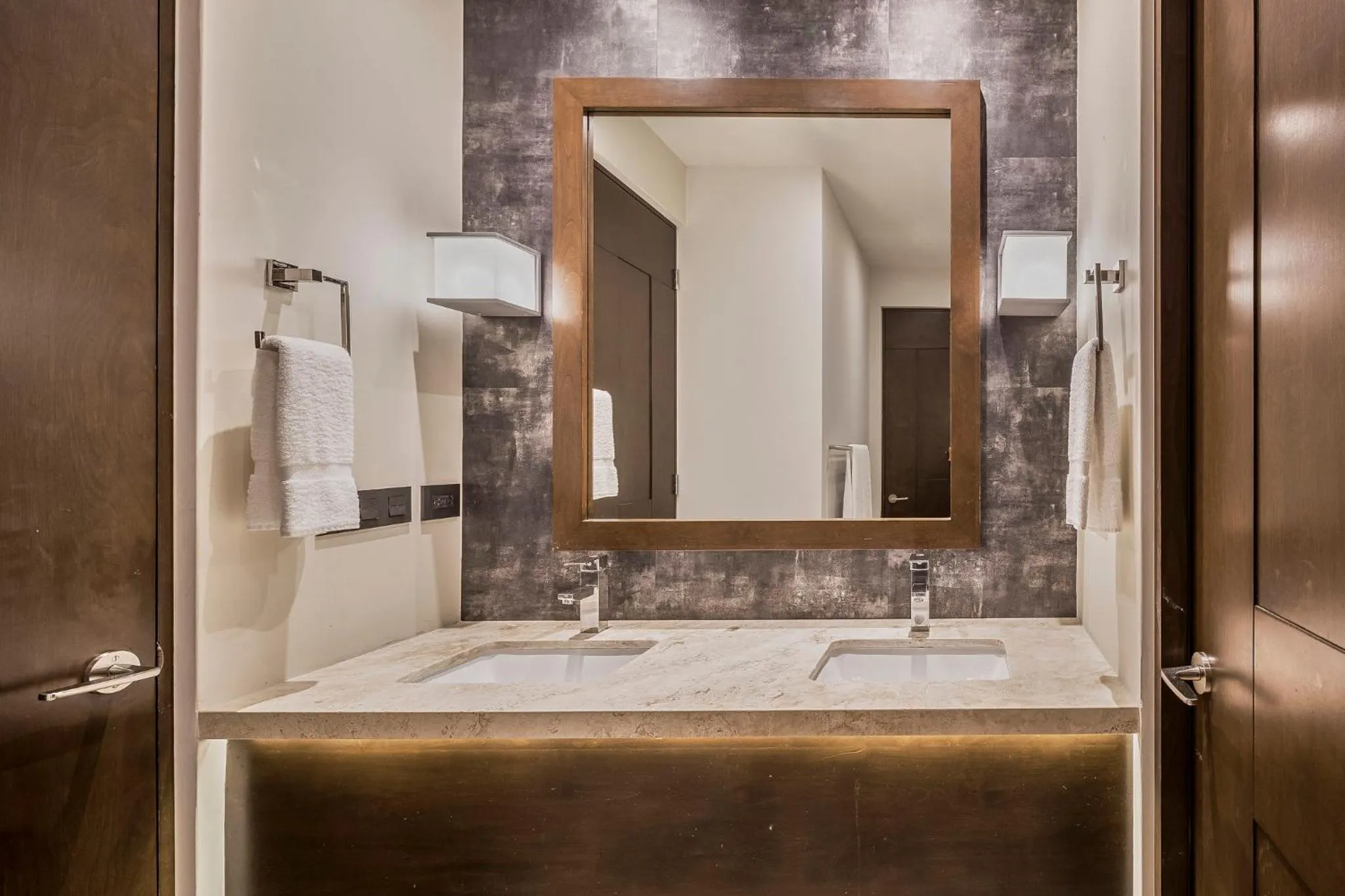 Bathroom in Live Aqua Private Residences Los Cabos