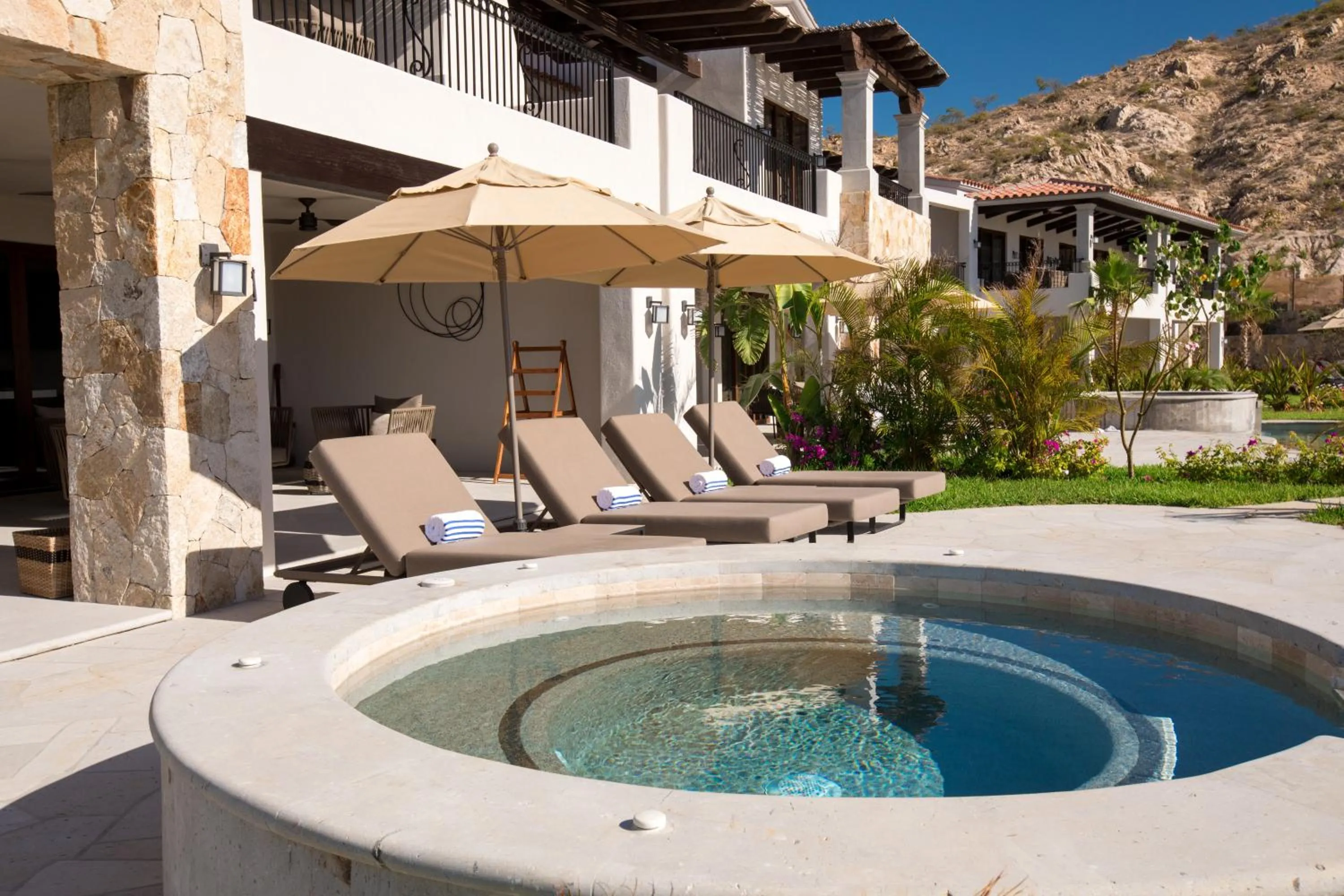 Spa and wellness centre/facilities in Live Aqua Private Residences Los Cabos