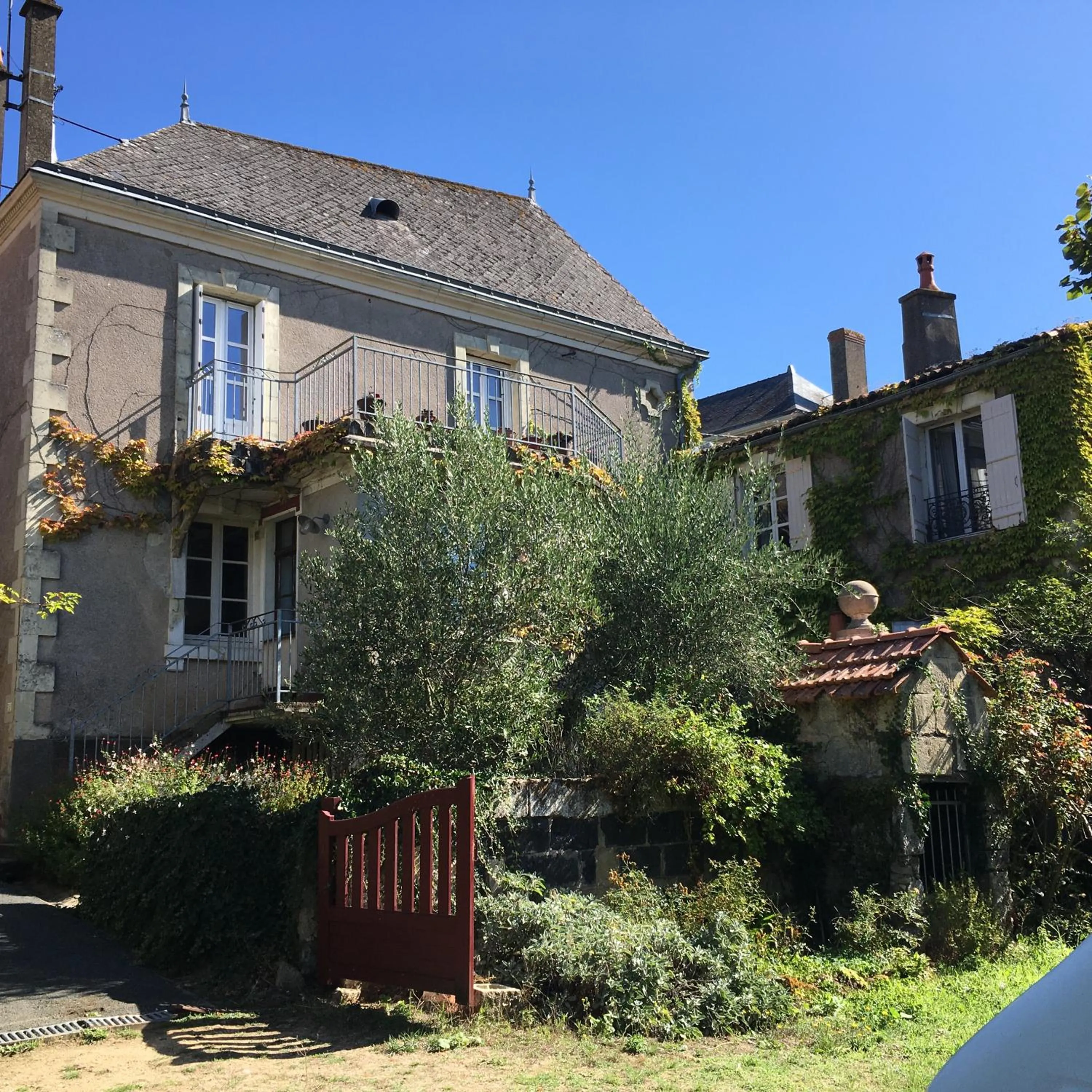 Patio in La Maison Haute