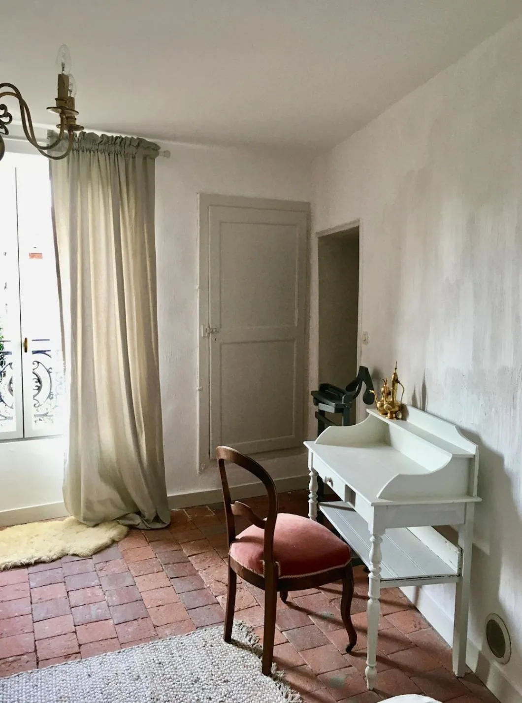 Seating area in La Maison Haute