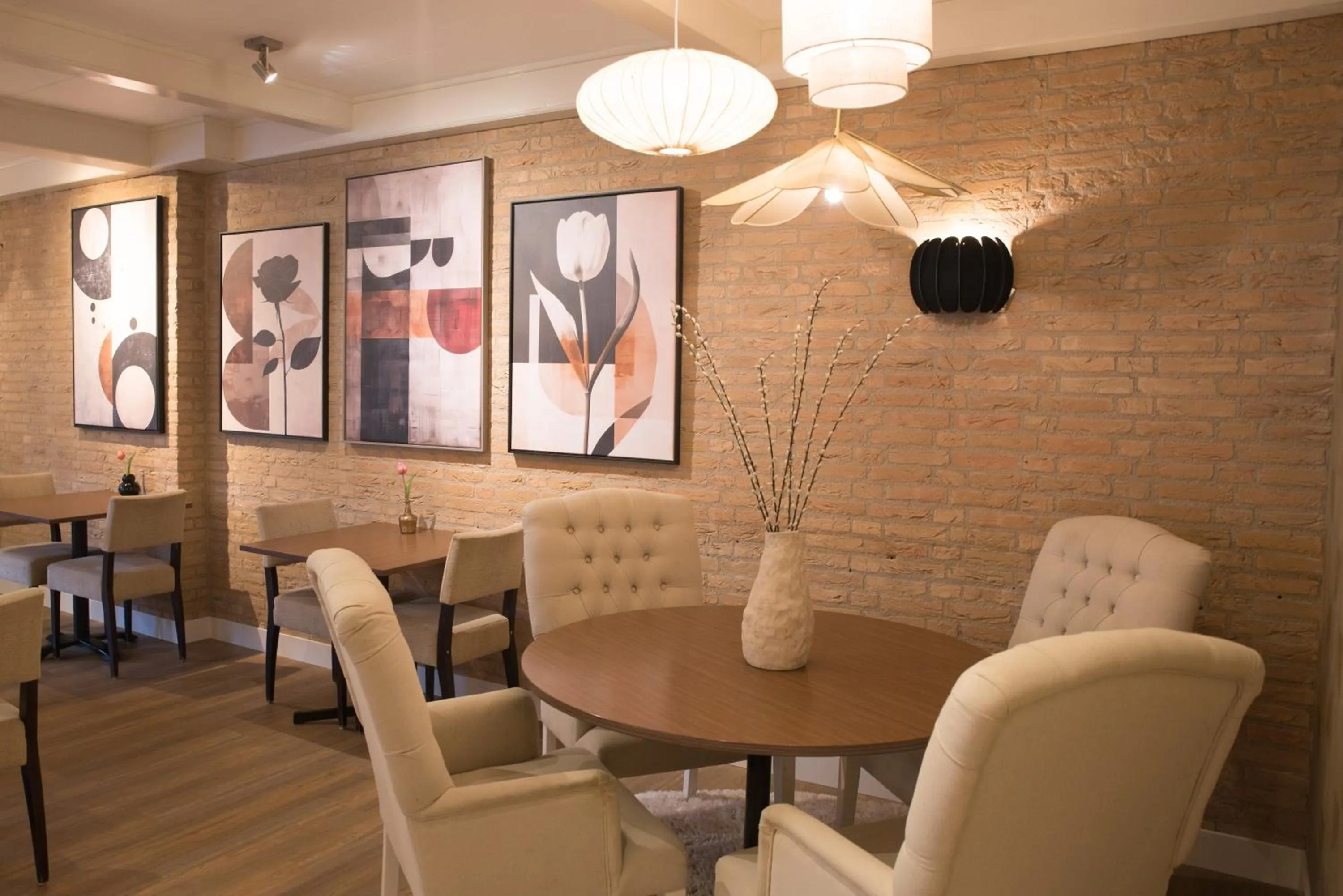 Breakfast in The BLOOM