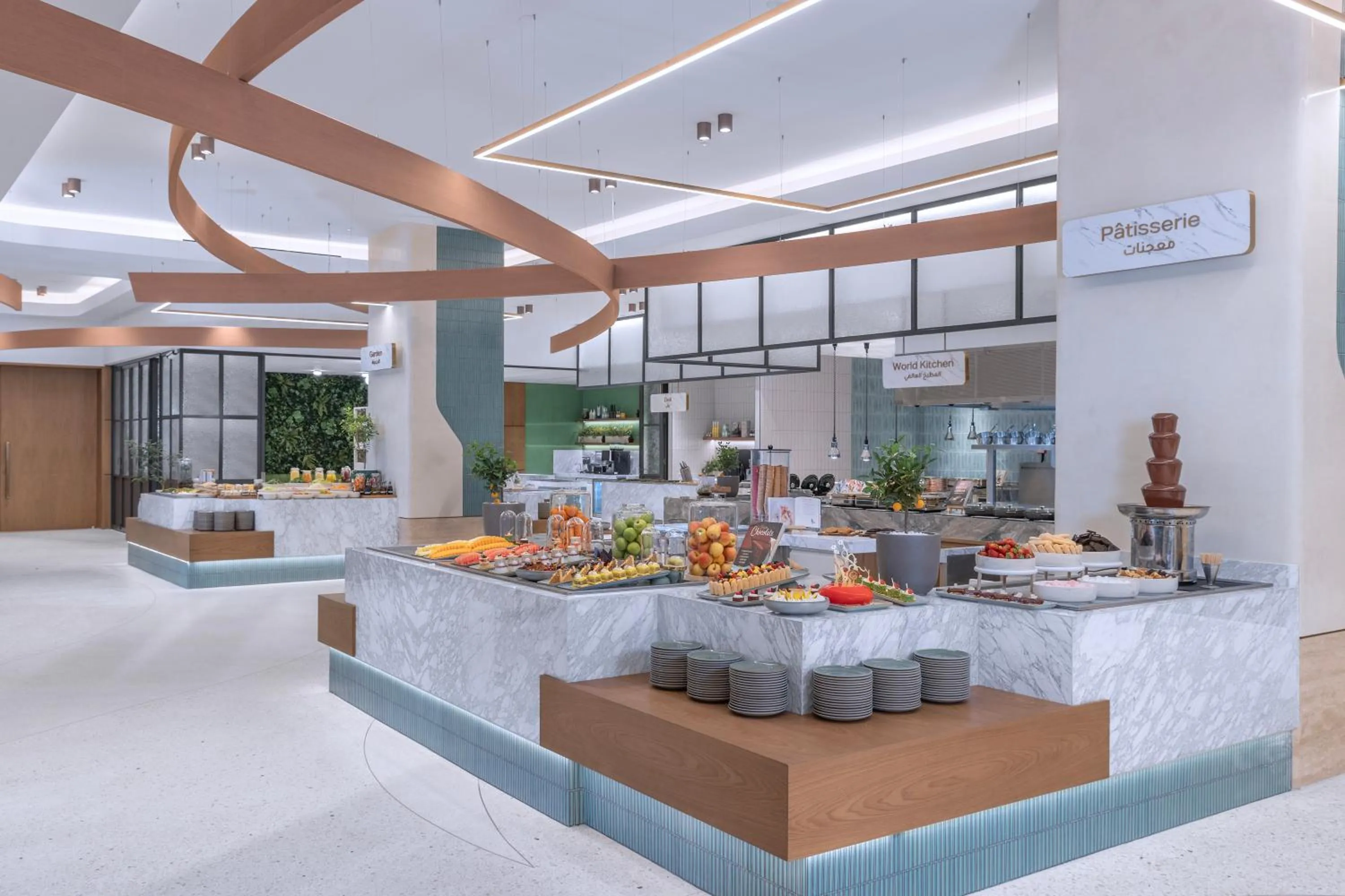 Food and drinks in Fairmont The Palm