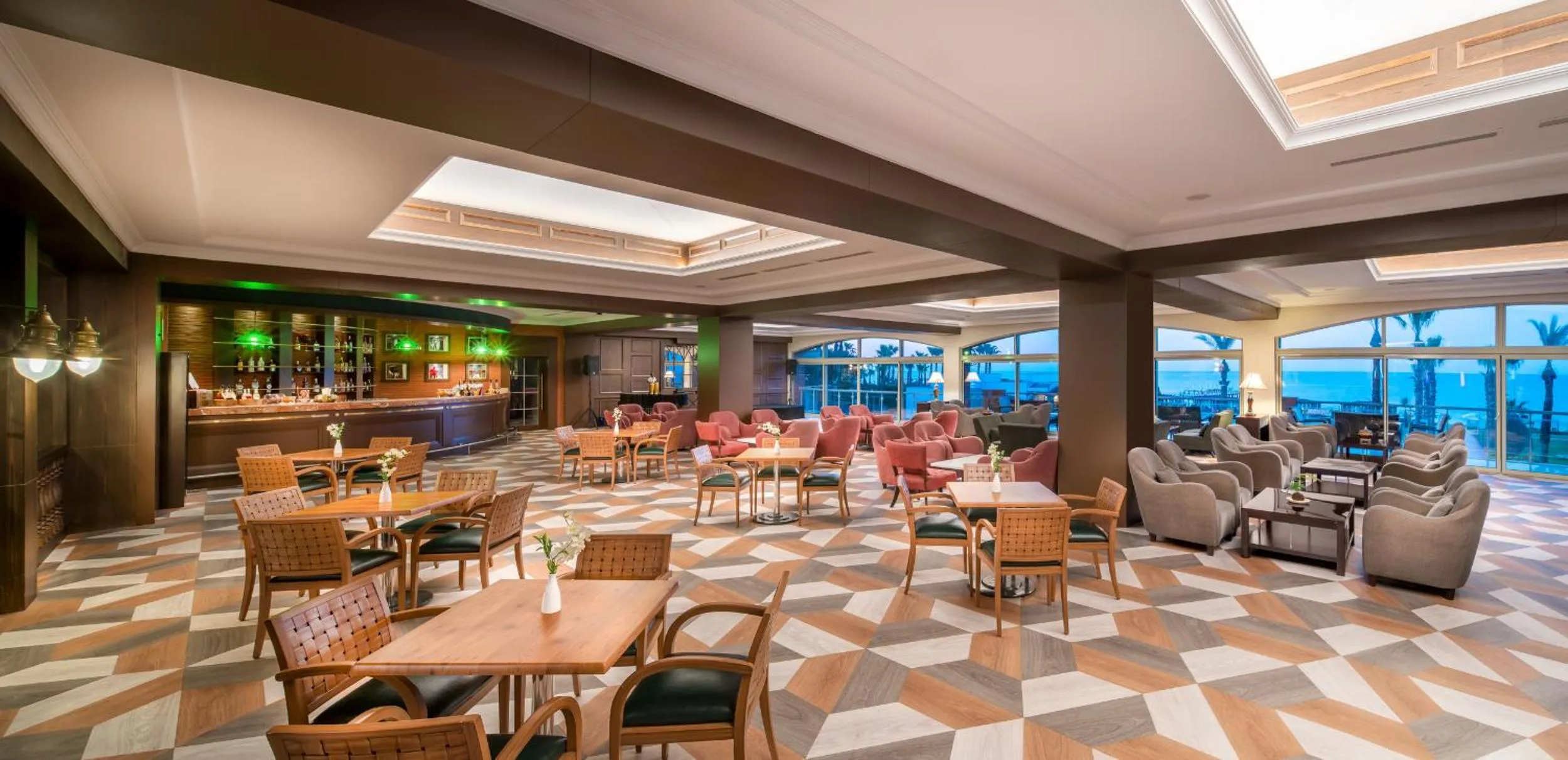 Lounge or bar in Pine Beach Belek