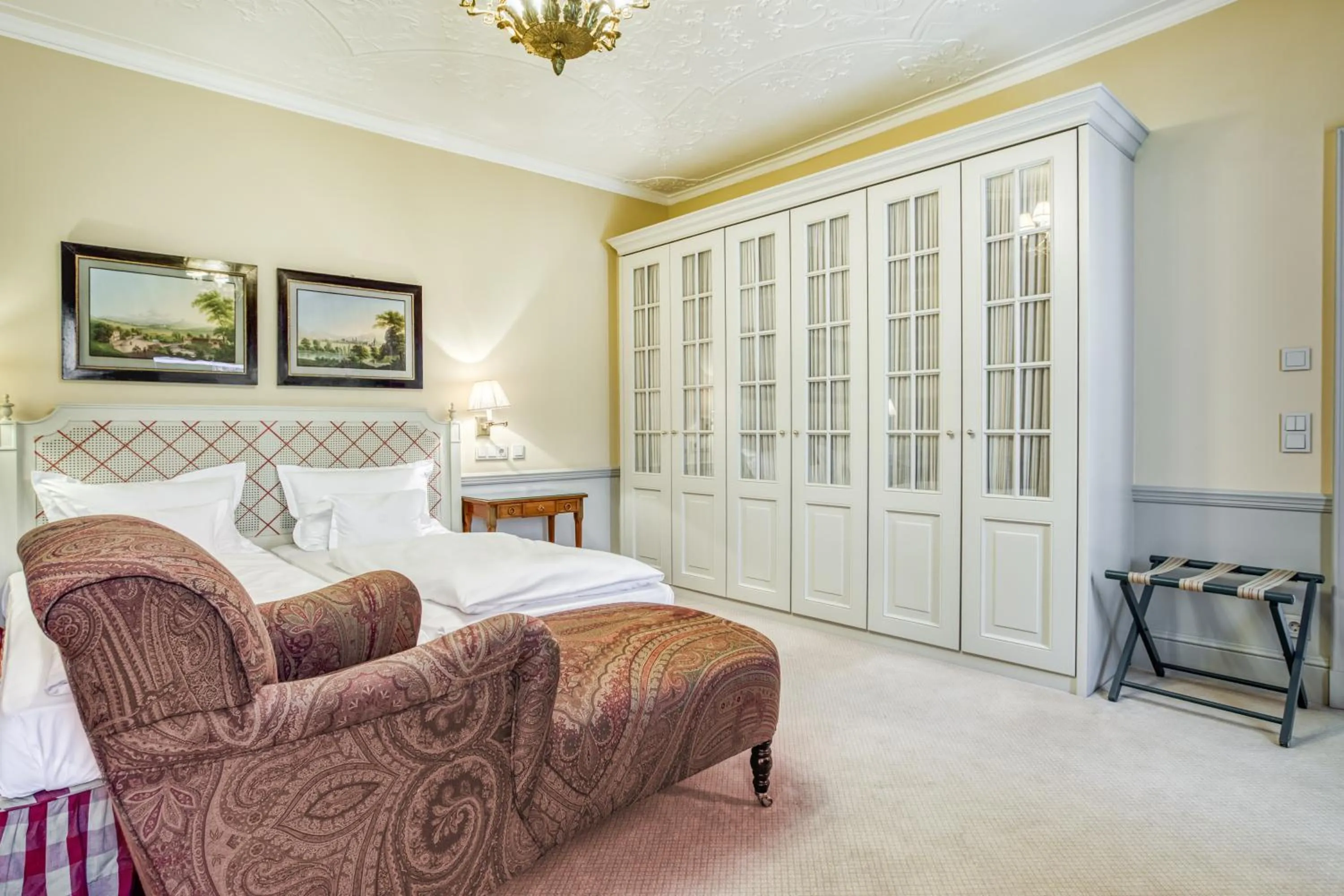 Bedroom, Bed in Wald & Schlosshotel Friedrichsruhe