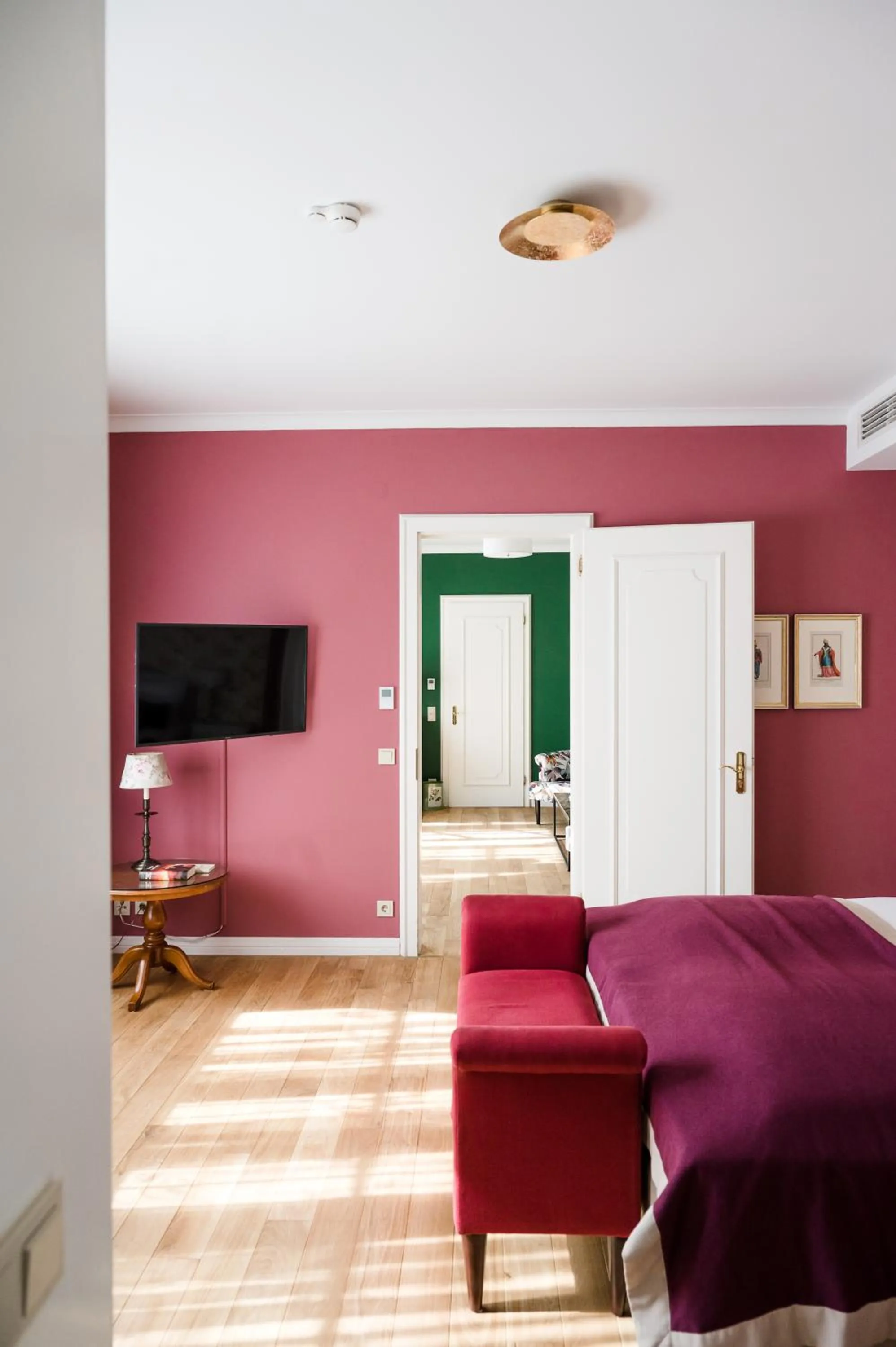 Photo of the whole room, Bed in Wald & Schlosshotel Friedrichsruhe