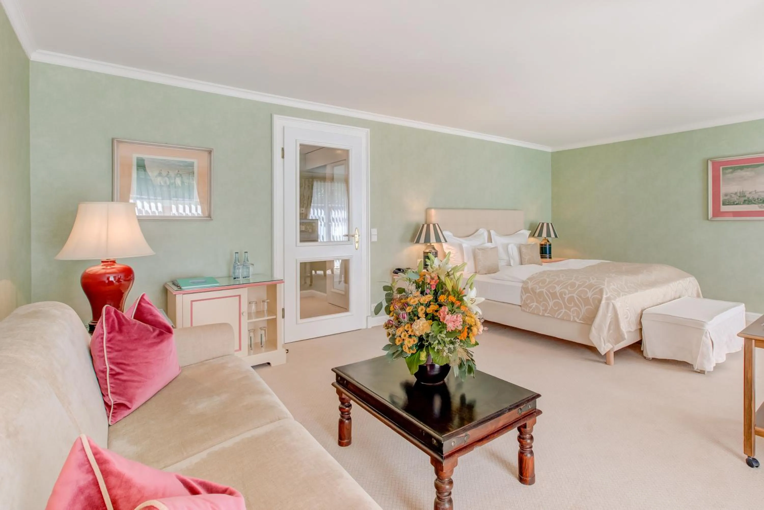 Bedroom, Bed in Wald & Schlosshotel Friedrichsruhe