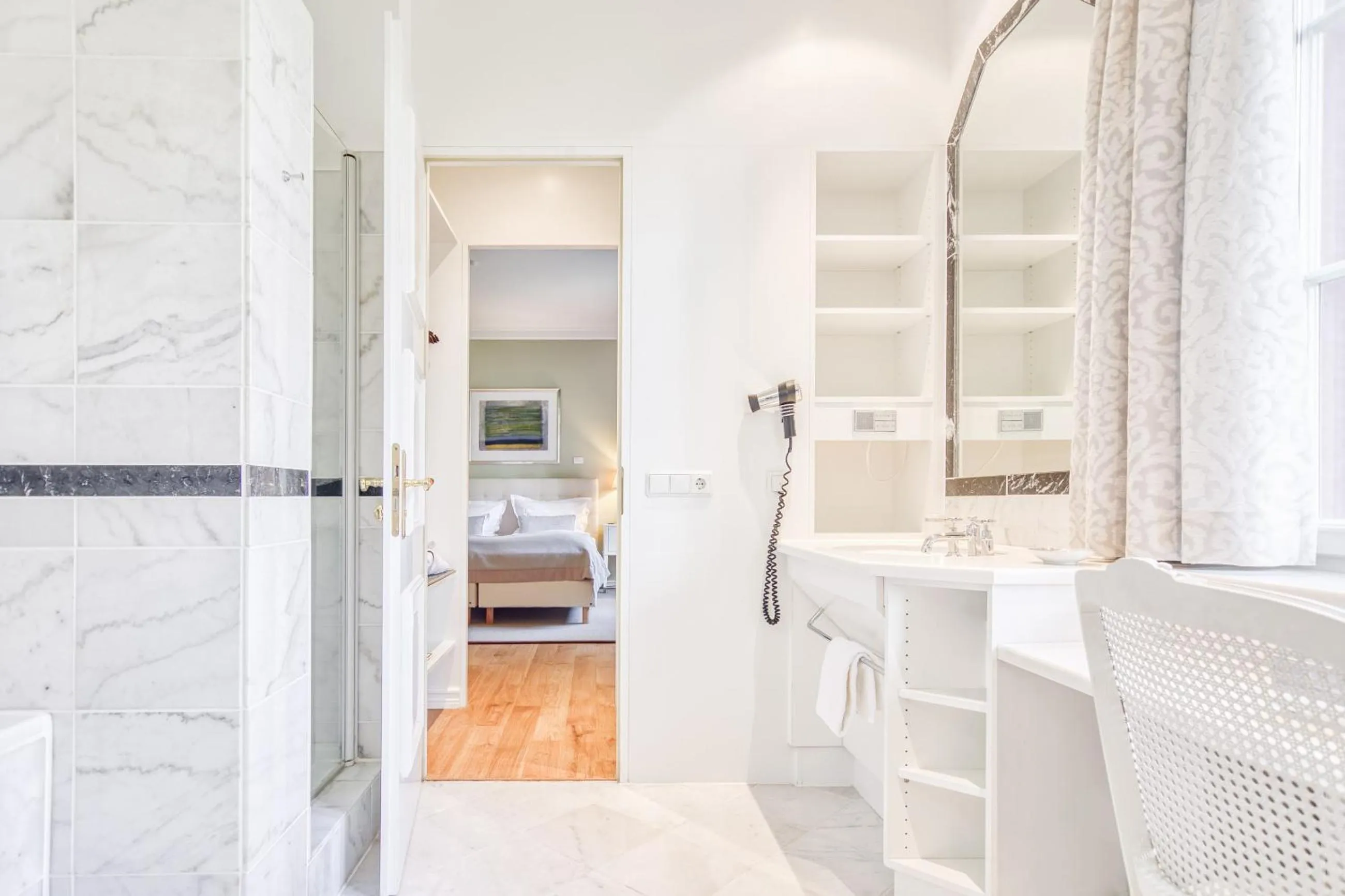 Bathroom in Wald & Schlosshotel Friedrichsruhe