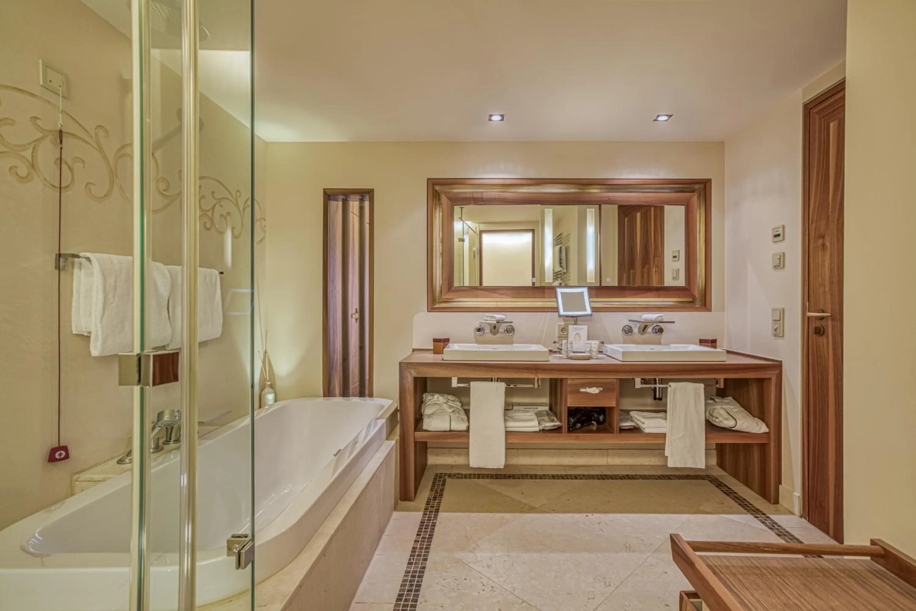 Bathroom in Wald & Schlosshotel Friedrichsruhe