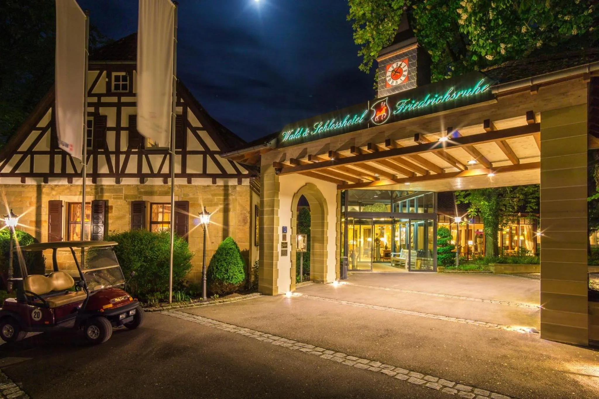 Property building in Wald & Schlosshotel Friedrichsruhe
