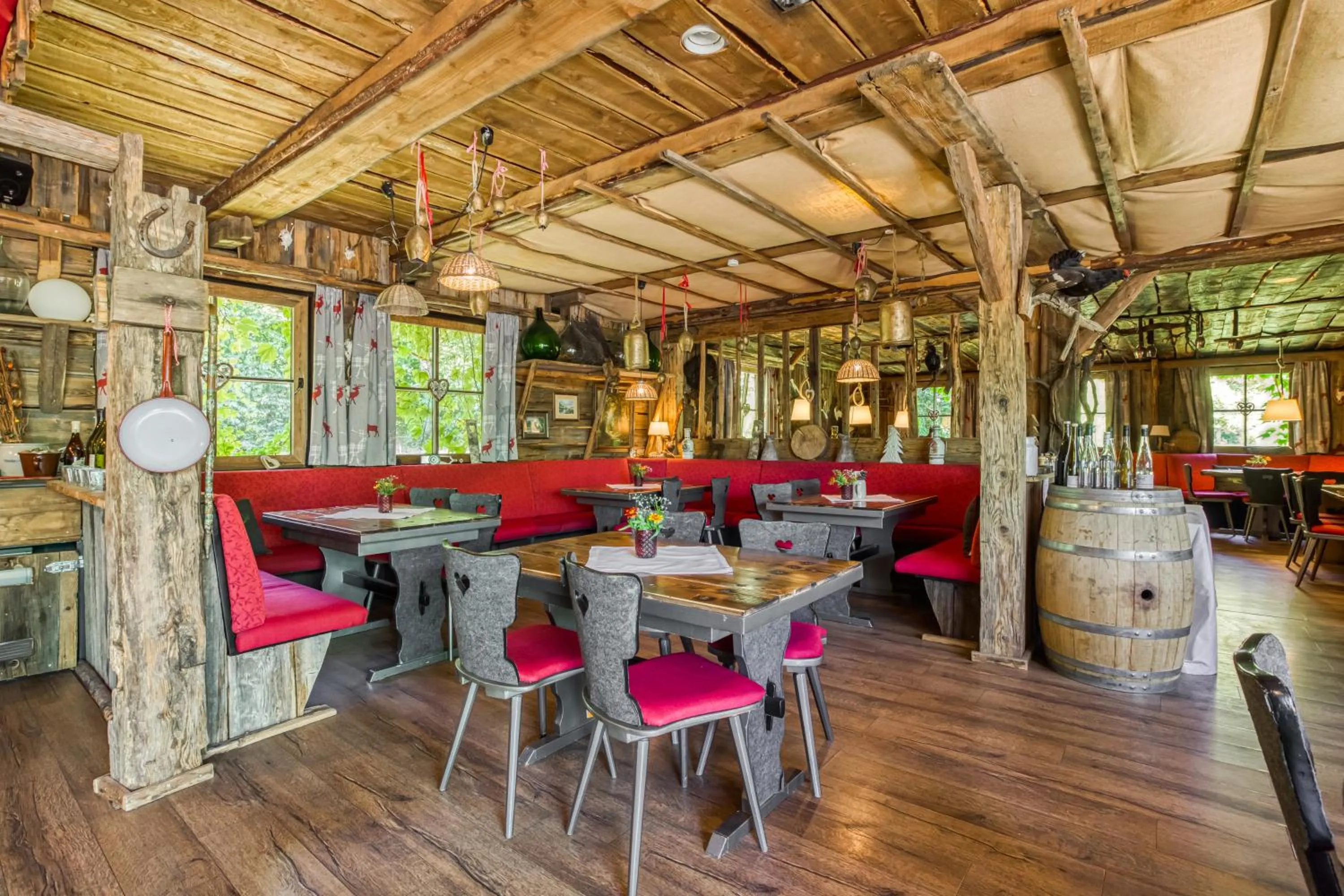 Restaurant/places to eat in Wald & Schlosshotel Friedrichsruhe