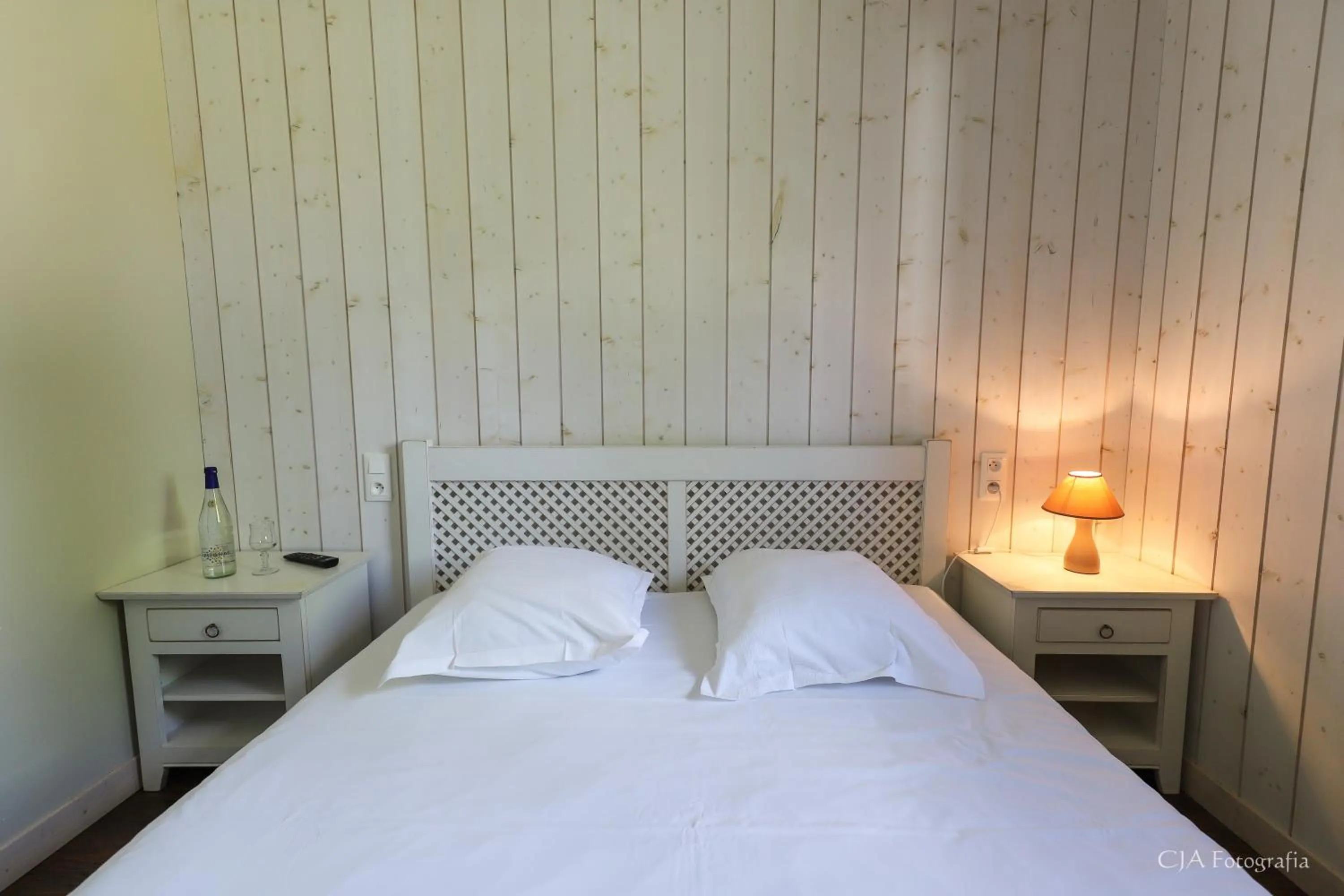 Bedroom, Bed in Vacancéole - Le Domaine des Monédières