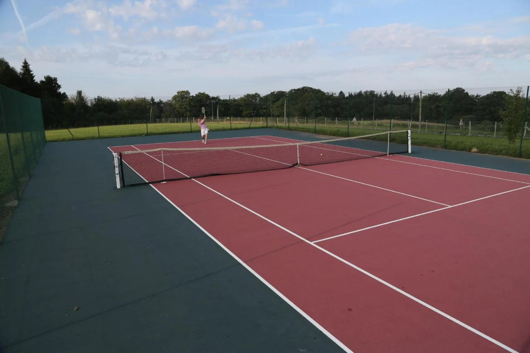 Tennis court in Vacancéole - Le Domaine des Monédières