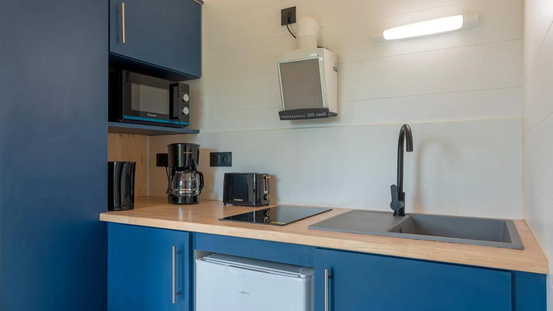 kitchen in Vacancéole - Le Domaine des Monédières