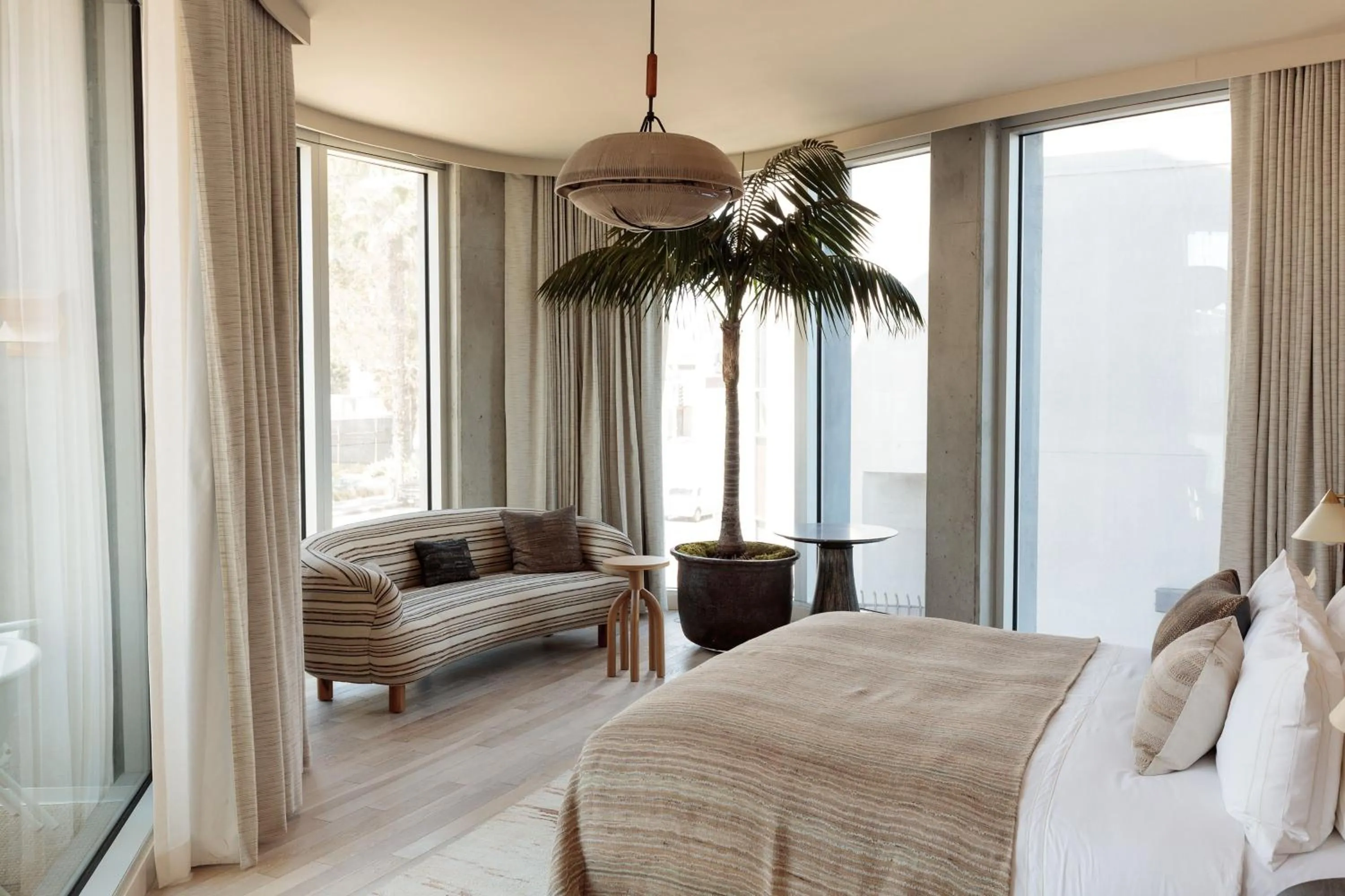 Photo of the whole room, Bed in Santa Monica Proper Hotel, a Member of Design Hotels