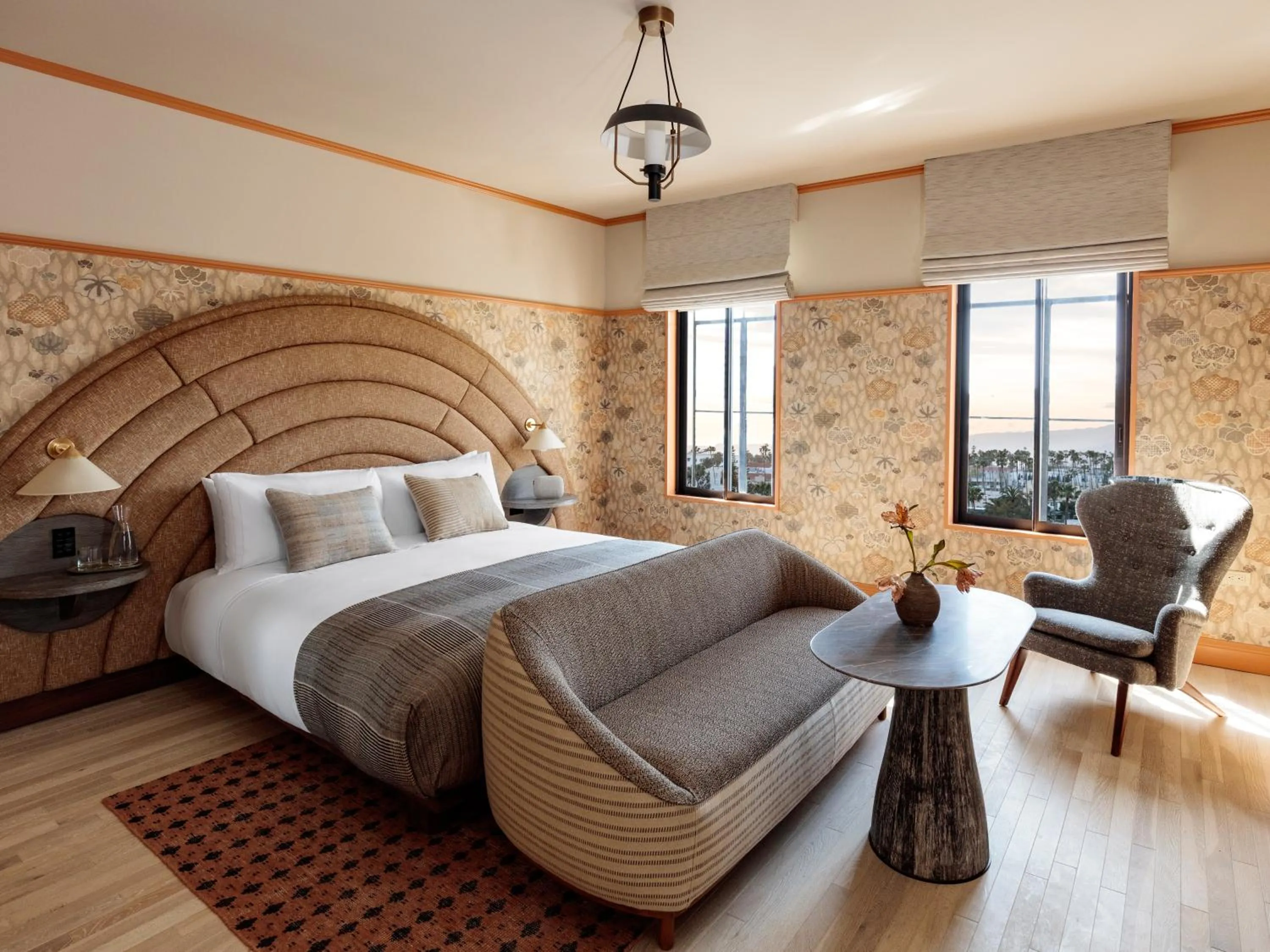 Bed in Santa Monica Proper Hotel, a Member of Design Hotels