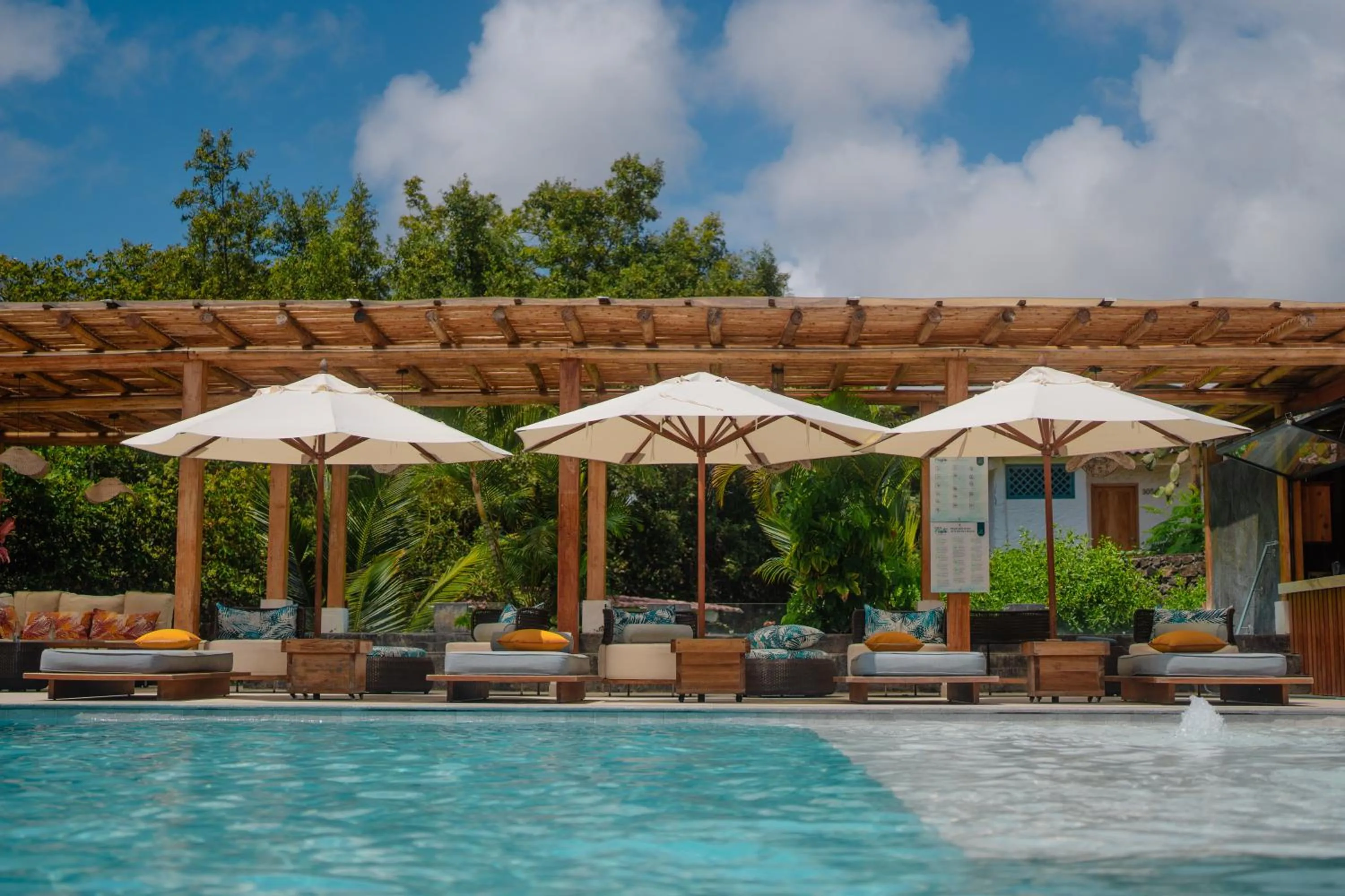 Swimming pool in Hotel Fiesta