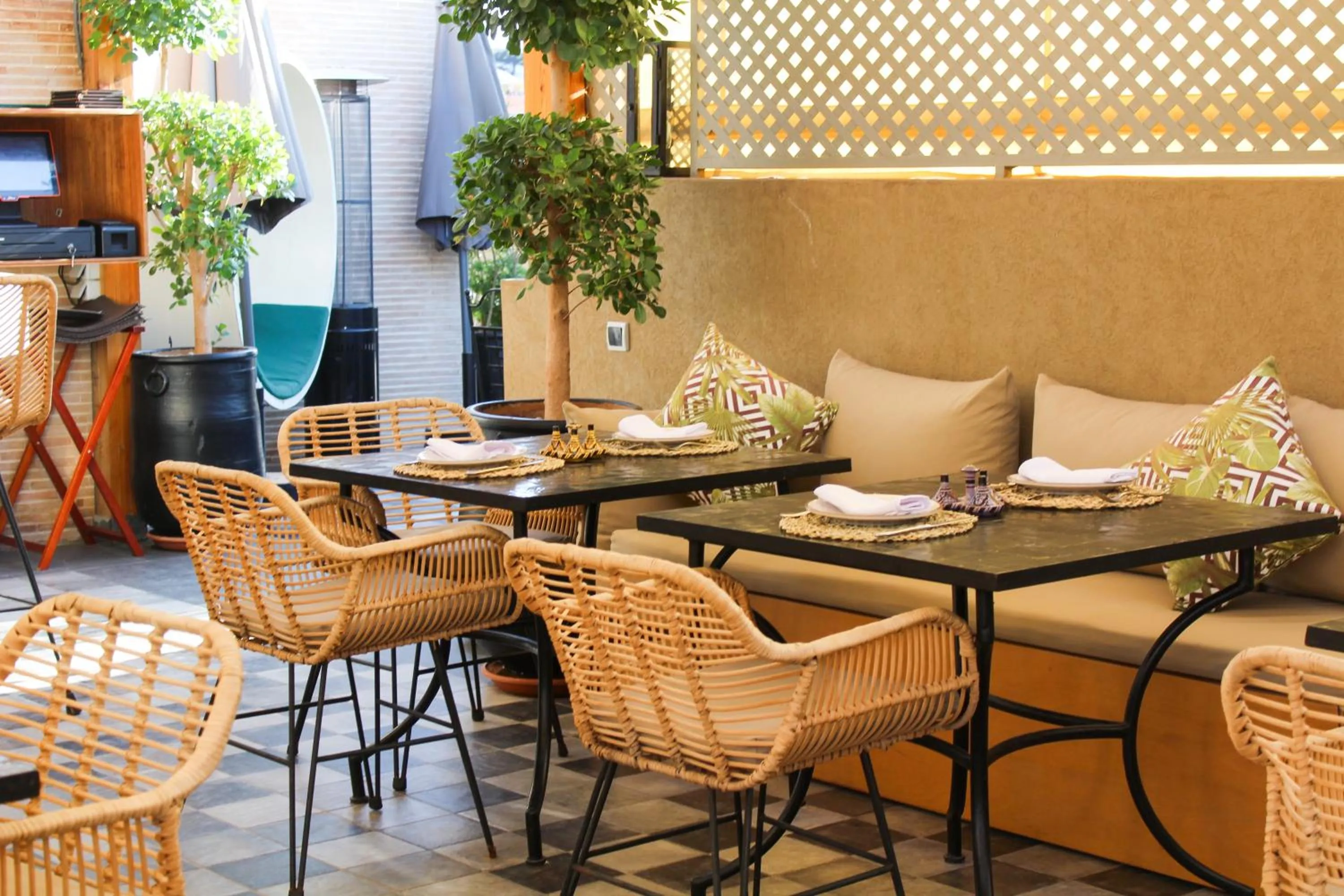 Dining area in Riad Al Rimal & Spa