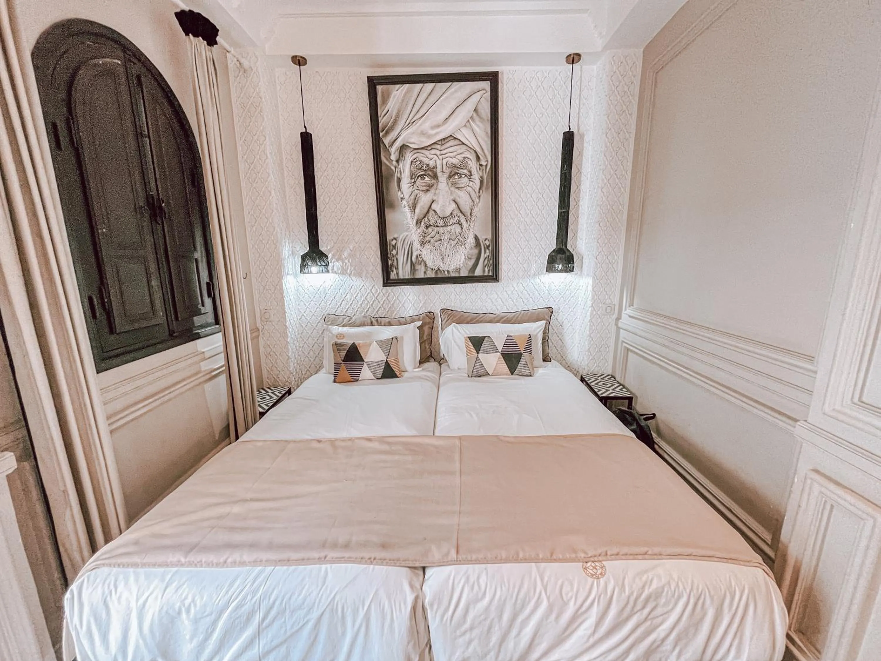 Bed in Riad Al Rimal & Spa